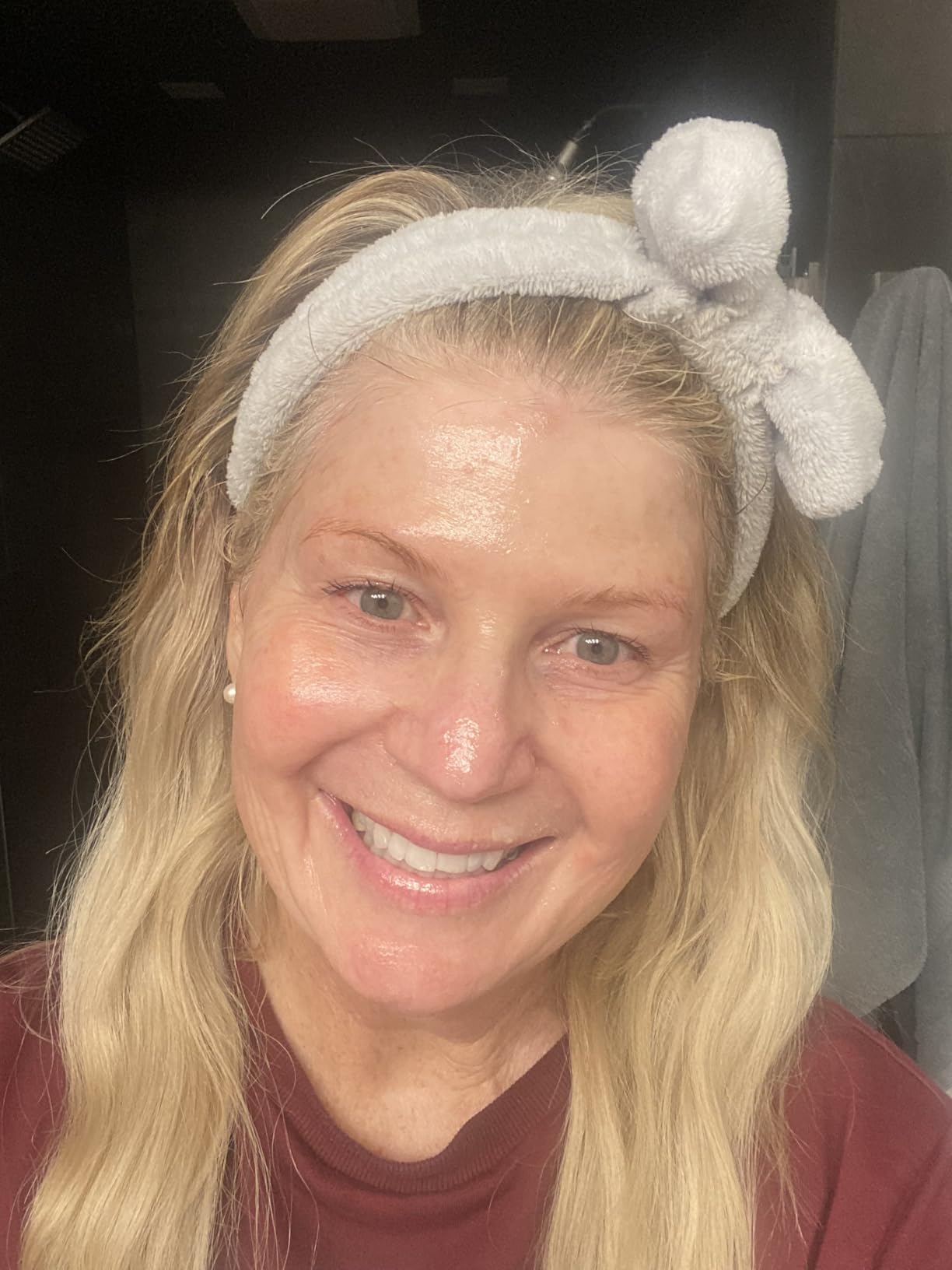La Roche-Posay Pure Retinol Face Serum with Niacinamide (Vitamin B3) & Hyaluronic Acid | Gentle Anti-Aging Retinol Serum for Fine Lines & Wrinkles | Dermatologist Tested for Sensitive Skin customer photo 2