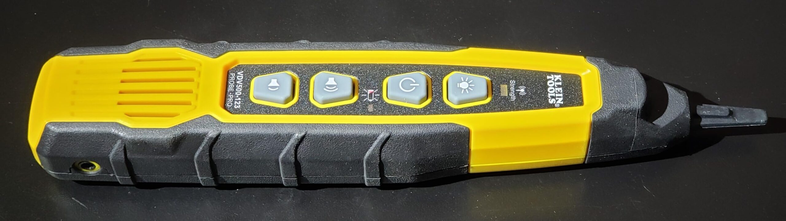Klein Tools VDV500-123 Wire Tracer Tracing Probe with LED Work Light for Ethernet, Internet, Telephone, Speaker, Coax, Video, and Data Cables RJ45, RJ11, RJ12 customer photo 2