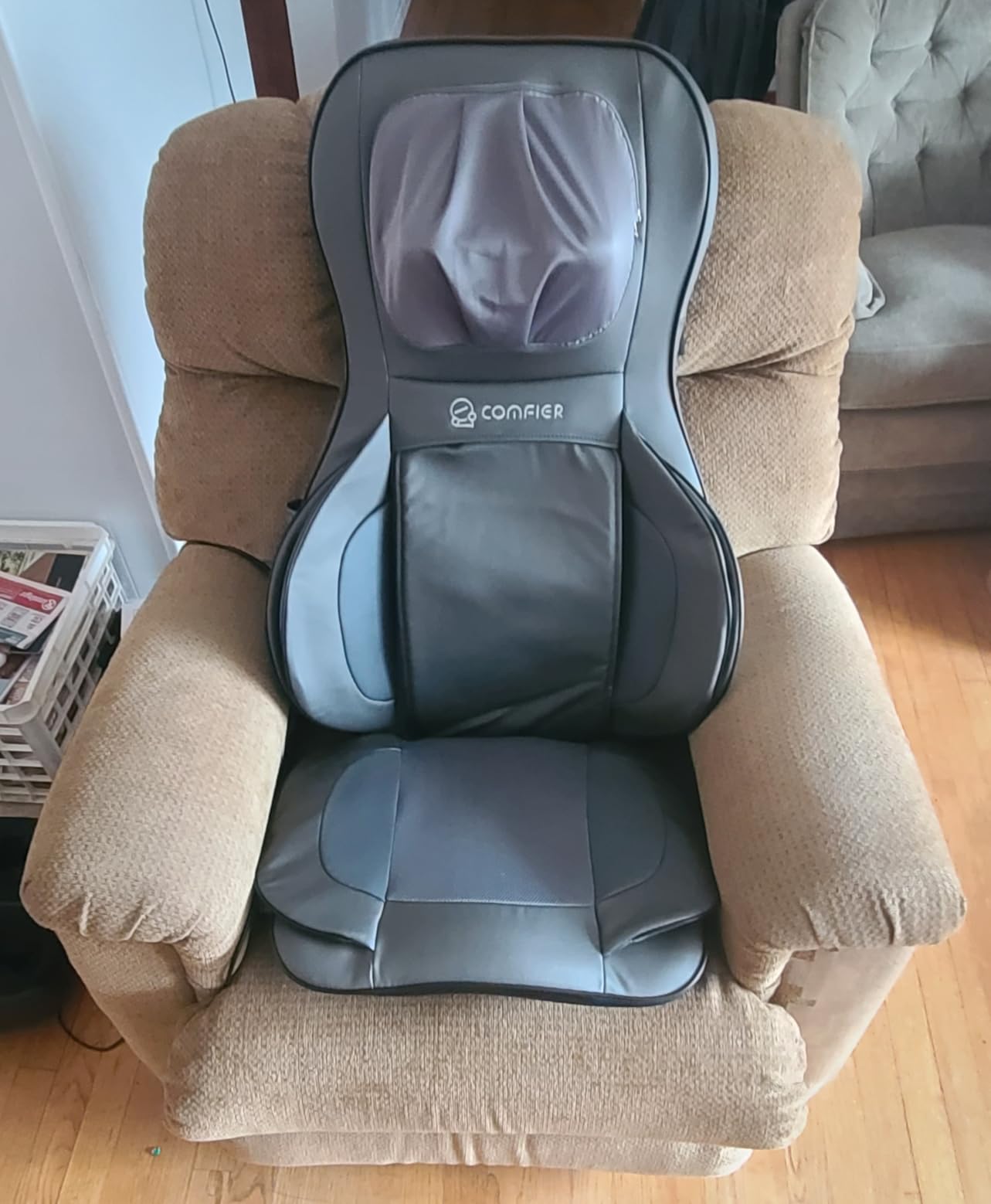 COMFIER Massager Chair with Heat, Shiatsu Neck Back Massager Portable with Compression & Rolling, Massage Chair Pad for Neck & Back customer photo 2