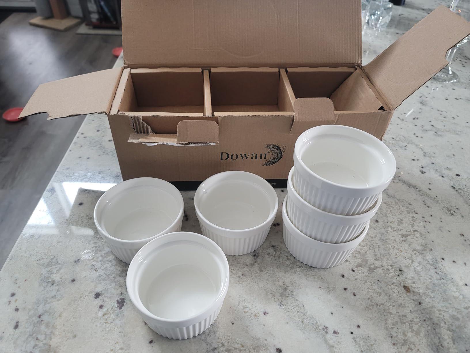 DOWAN 4 oz Ceramic Ramekins Set of 6, Oven Safe Souffle Dishes for Air Fryer Baking, Mini Round Baking Cups for Creme Brulee, Dipping Sauces, Desserts and Prep Bowls, White customer photo 2