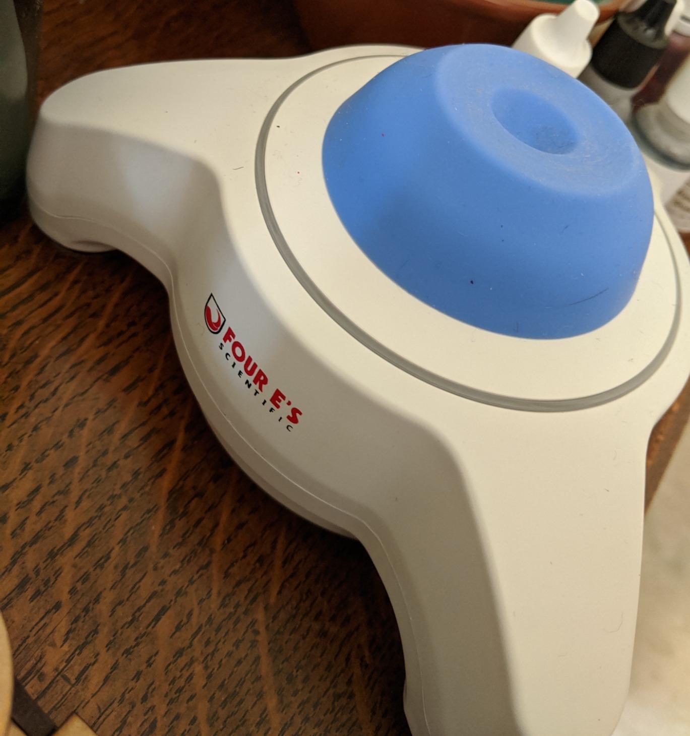 FOUR E'S SCIENTIFIC Mini Vortex Mixer - Lab Vortex Shaker, 5600rpm, Touch Function Portable Paint Mixer for Acrylic Miniature Hobby Model Paints Nail Polish customer photo 2