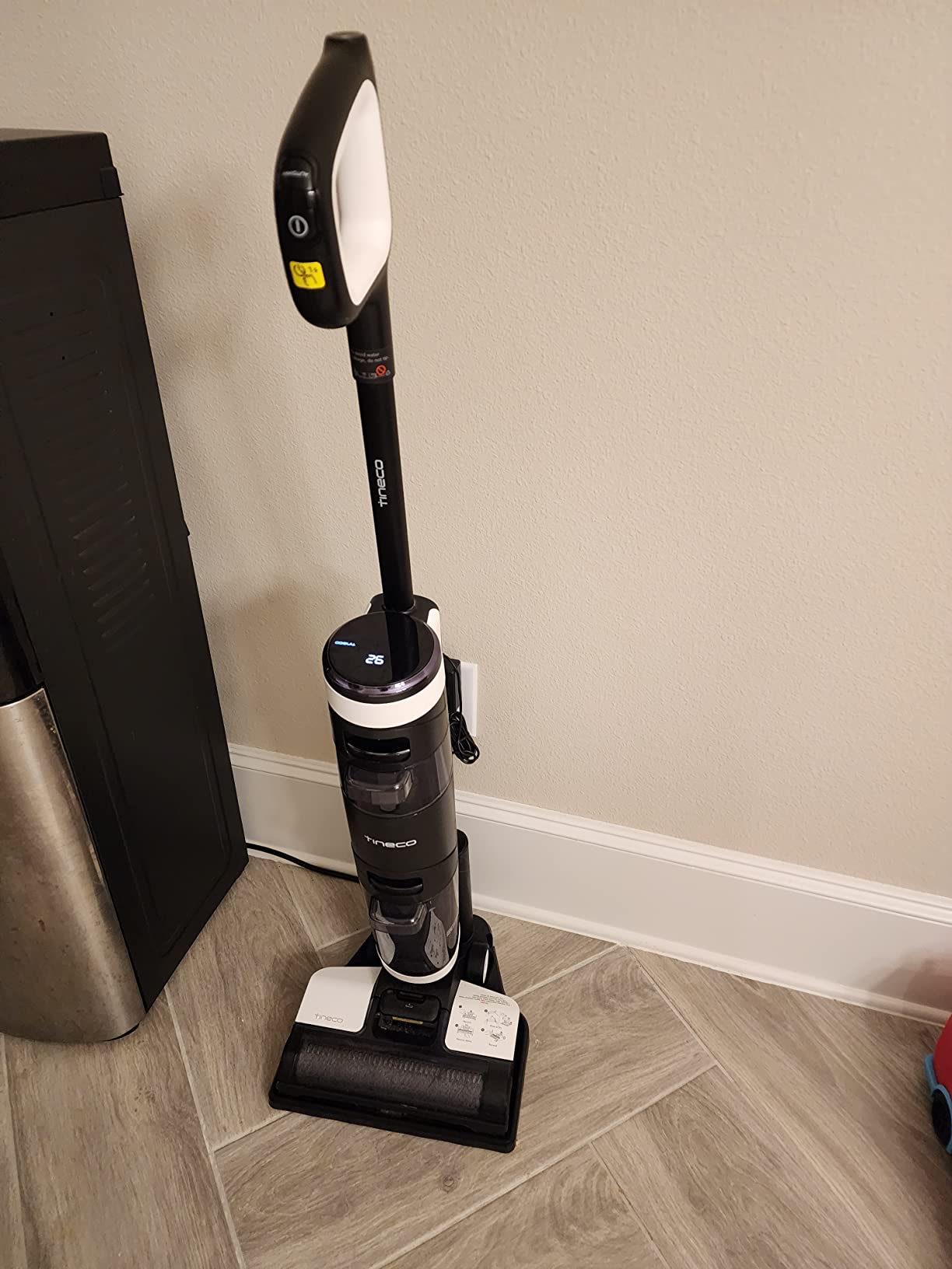 Floor ONE S3 Cordless Hardwood Floors Cleaner, Lightweight Wet Dry Vacuum Cleaners for Multi-Surface Cleaning with Smart Control System customer photo 2