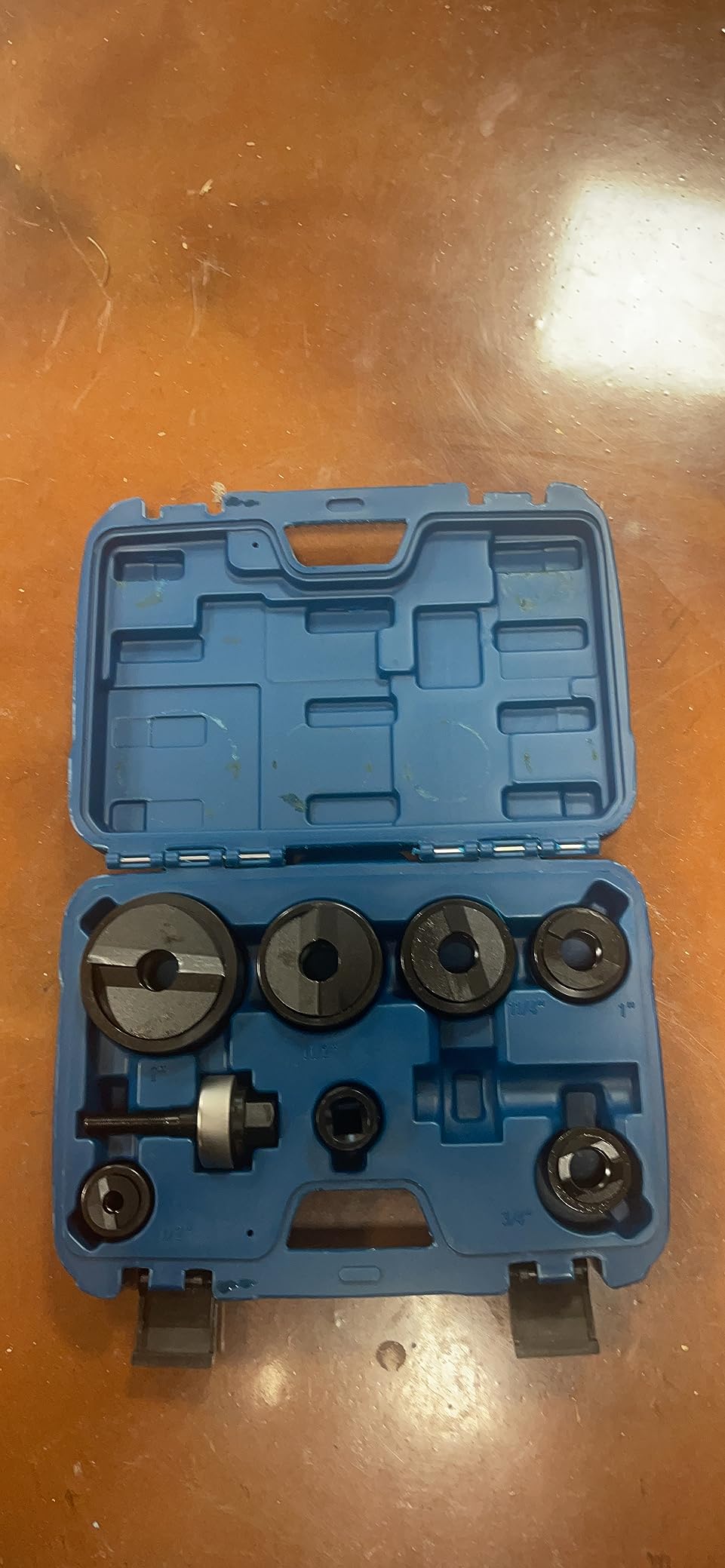 TEMCo TH0390 Manual Knockout Punch Driver Kit (Set) for 1/2 inch to 2 inch Electrical Conduit Hole Sizes customer photo 1