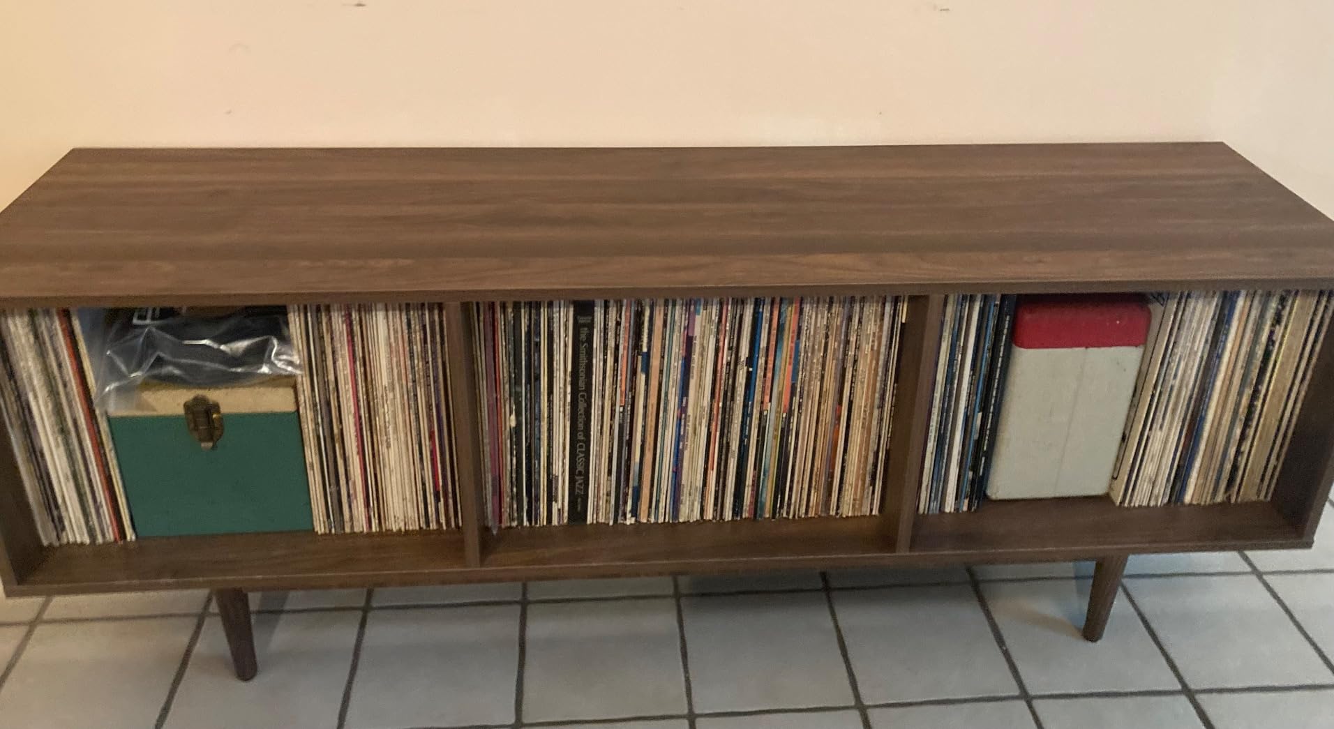 Crosley Furniture Liam Medium Vinyl Record Storage TV Stand and Entertainment Center, Media Console, Walnut customer photo 2