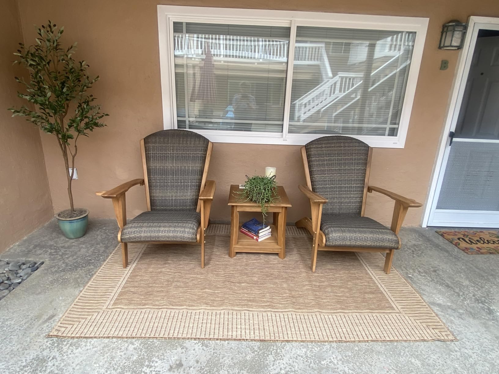 nuLOOM 5' x 8' Outdoor Area Rug, Casual Design With Striped Border, Stain Resistant, Highly Durable, For Patio, Balcony, Bedroom, Living Room, Dining Room, Bathroom, Light Brown customer photo 1