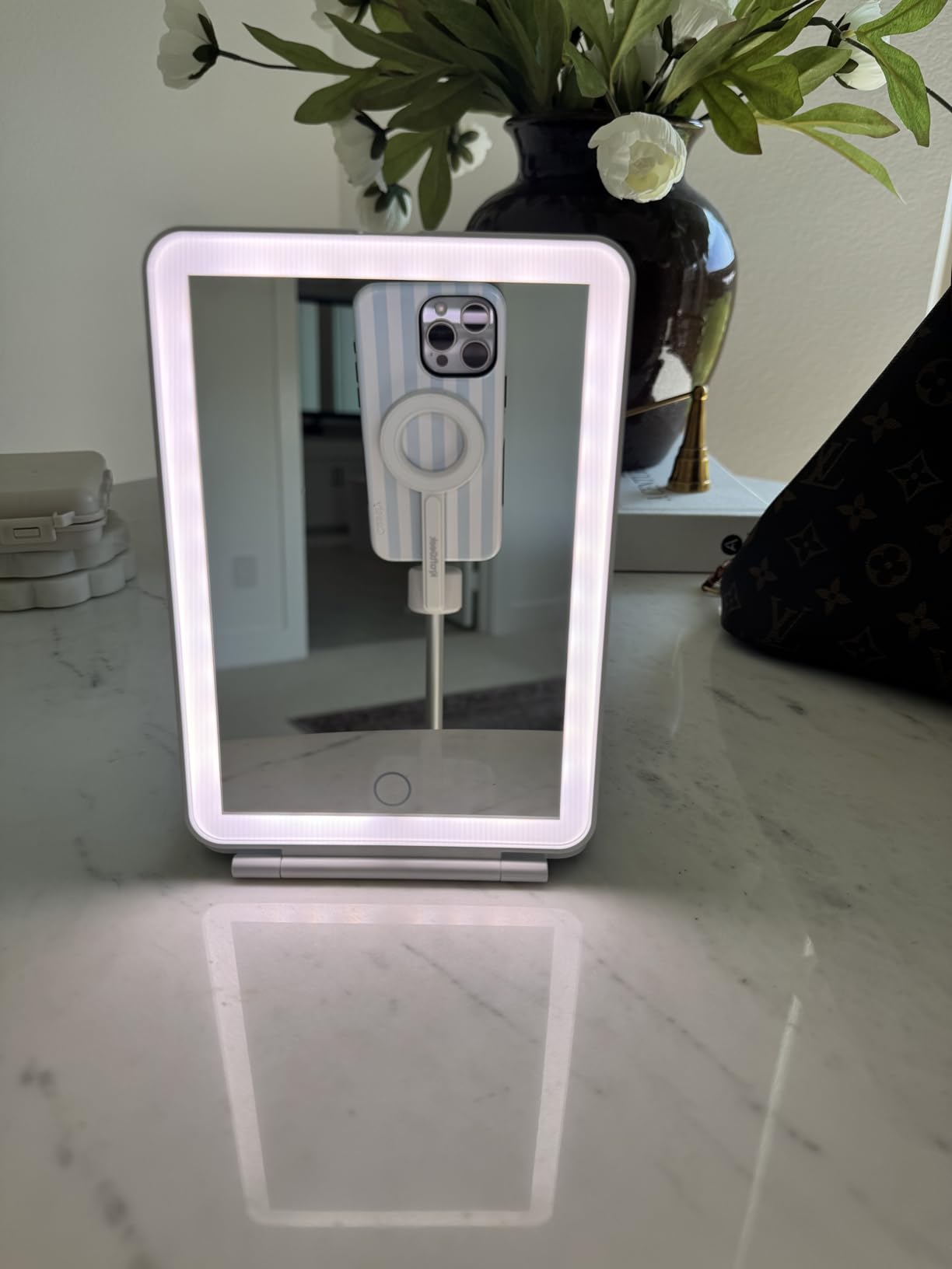 FUNTOUCH Rechargeable Travel Makeup Mirror with 72 Led Lights, Portable Lighted Beauty Mirror, 3 Color Lighting, Dimmable Touch Screen, Tabletop LED Folding Cosmetic Vanity Mirror customer photo 2