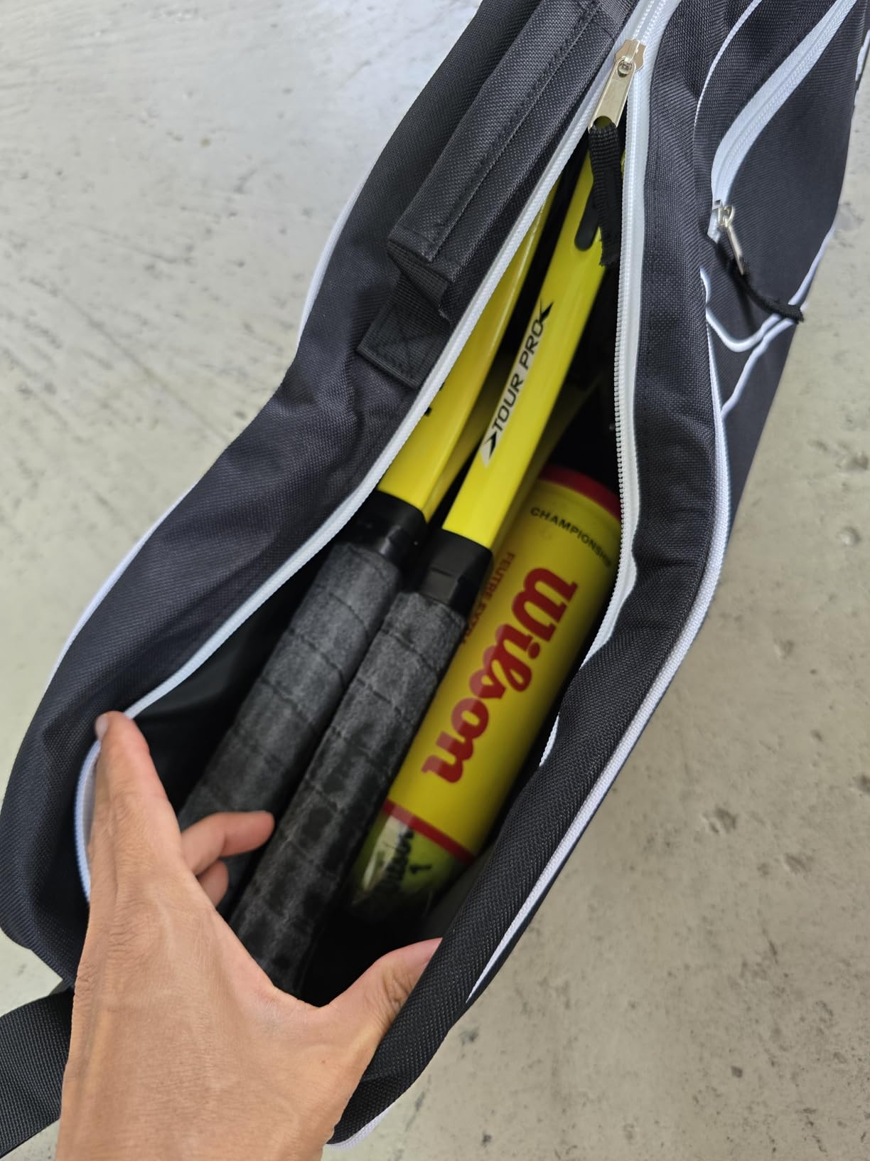 Himal 3 Racquet Tennis Bag With Protective Pad, Tennis Racket Bag for Men Women, Sports Enthusiasts of All Ages customer photo 1