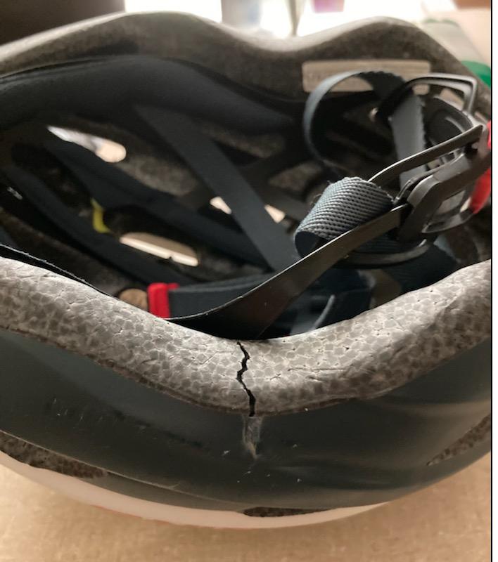 Giro Isode MIPS Adult Cycling Helmet customer photo 2