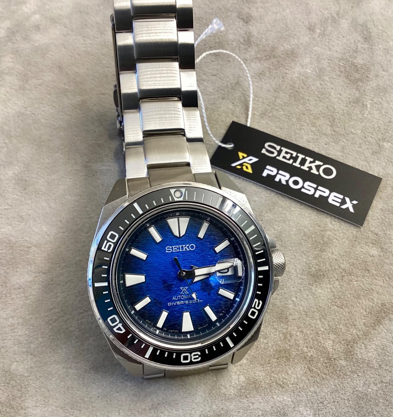 Seiko SRPE33 Prospex Automatic Dive Watch for Men - LumiBrite Hands, Unidirectional Bezel - 200M Water Resistant customer photo 2