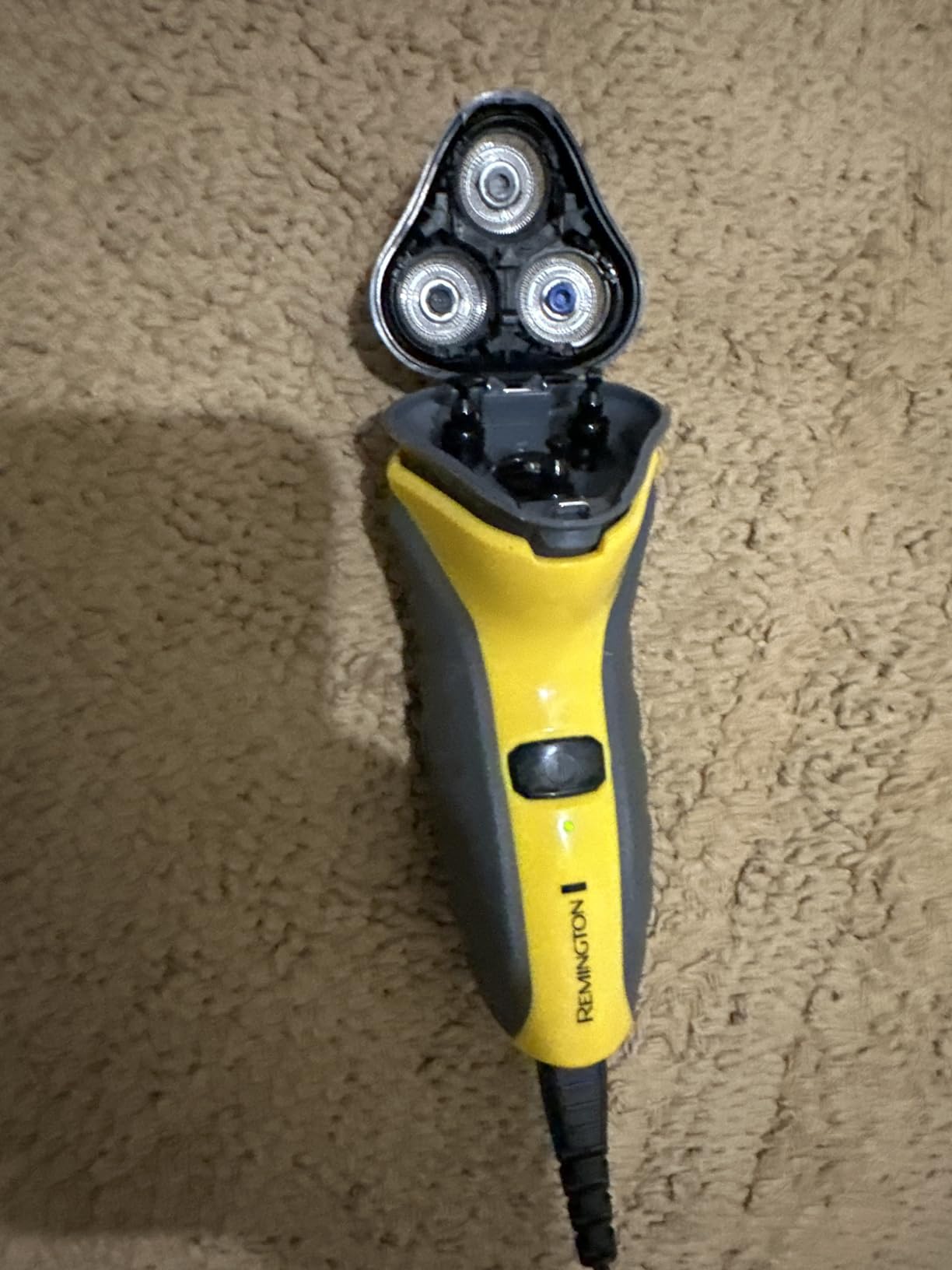 Remington Indestructible Rotary Shaver 5100, Electric Razor, Yellow | 100% Waterproof Design, Engineered Tough to Last, Precision Plus Heads, Dual Track Blades customer photo 1