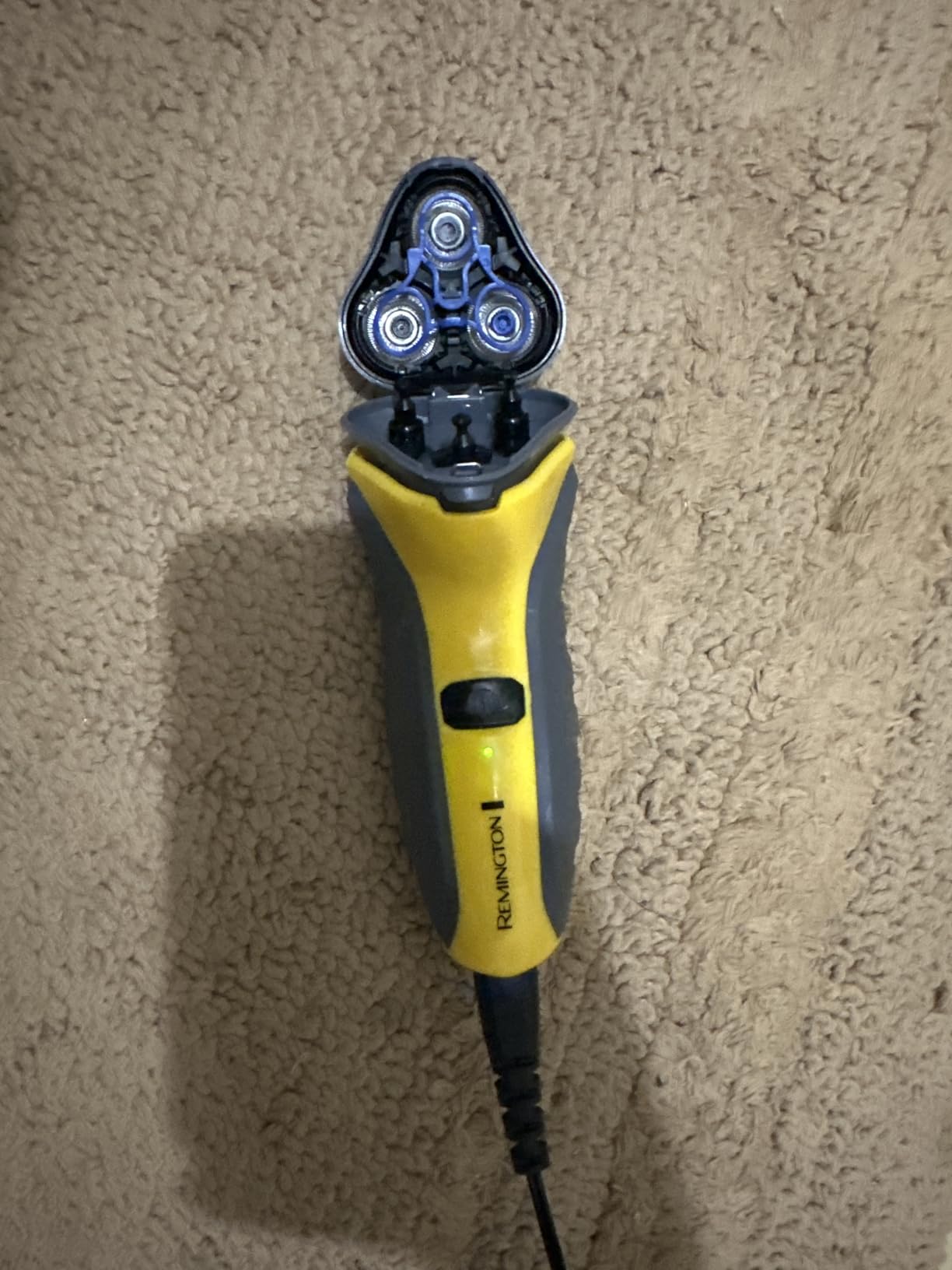 Remington Indestructible Rotary Shaver 5100, Electric Razor, Yellow | 100% Waterproof Design, Engineered Tough to Last, Precision Plus Heads, Dual Track Blades customer photo 2