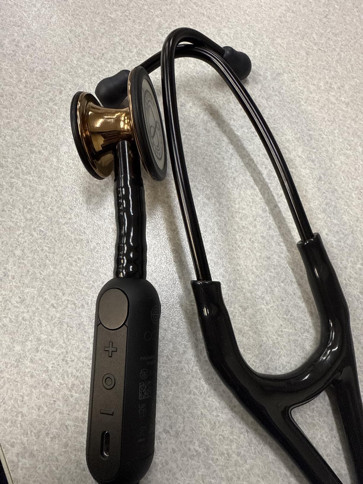 3M Littmann CORE Digital Stethoscope, 8480, Up To 40x Amplification, Active Noise Cancellation, In-App Sound Wave Visualization, Black-Finish Chestpiece customer photo 1