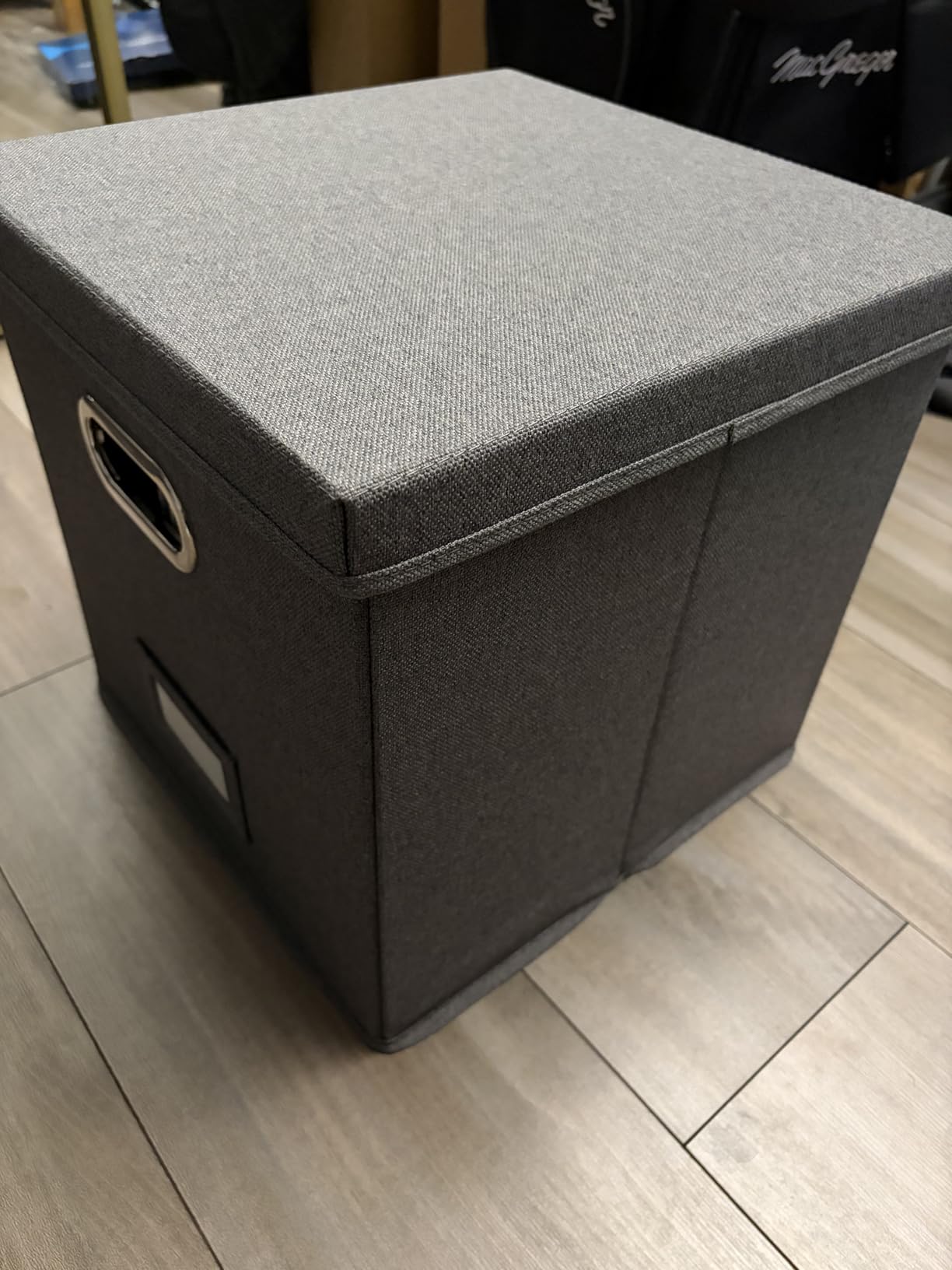 ZICOTO Decorative Vinyl Record Storage Box for 50+ Single Records - Sturdy and Easy to Carry LP Holder with Lid customer photo 1