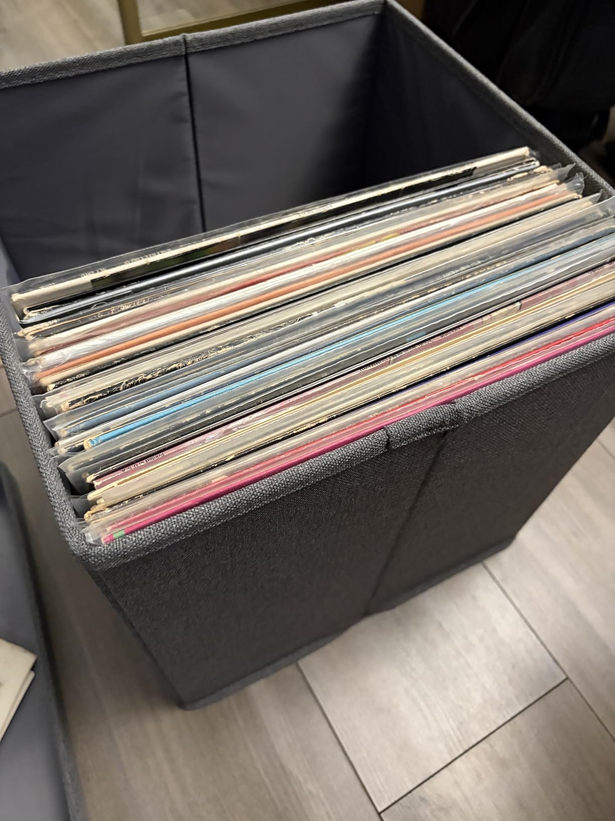ZICOTO Decorative Vinyl Record Storage Box for 50+ Single Records - Sturdy and Easy to Carry LP Holder with Lid customer photo 2