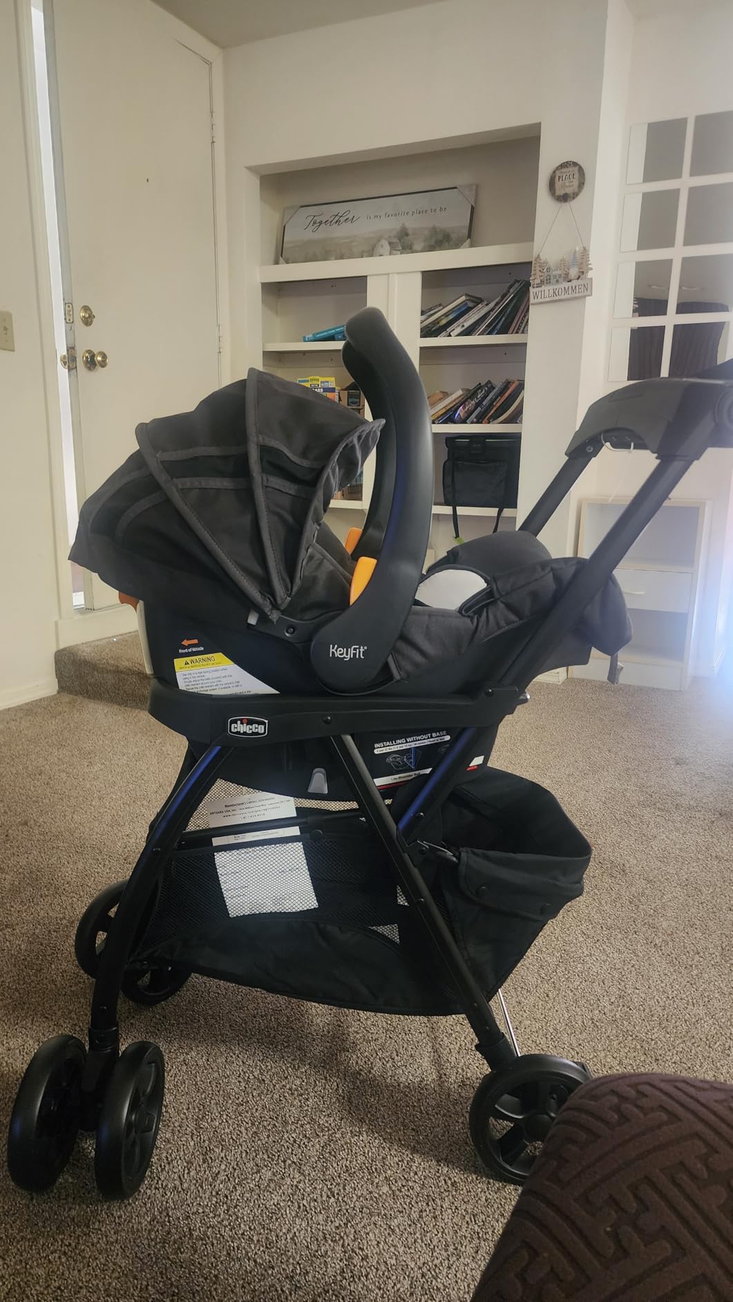 Chicco KeyFit Caddy Frame Stroller, Accepts All Chicco Infant Car Seats, Adjustable Handle, Parent Tray, Black/Black customer photo 1