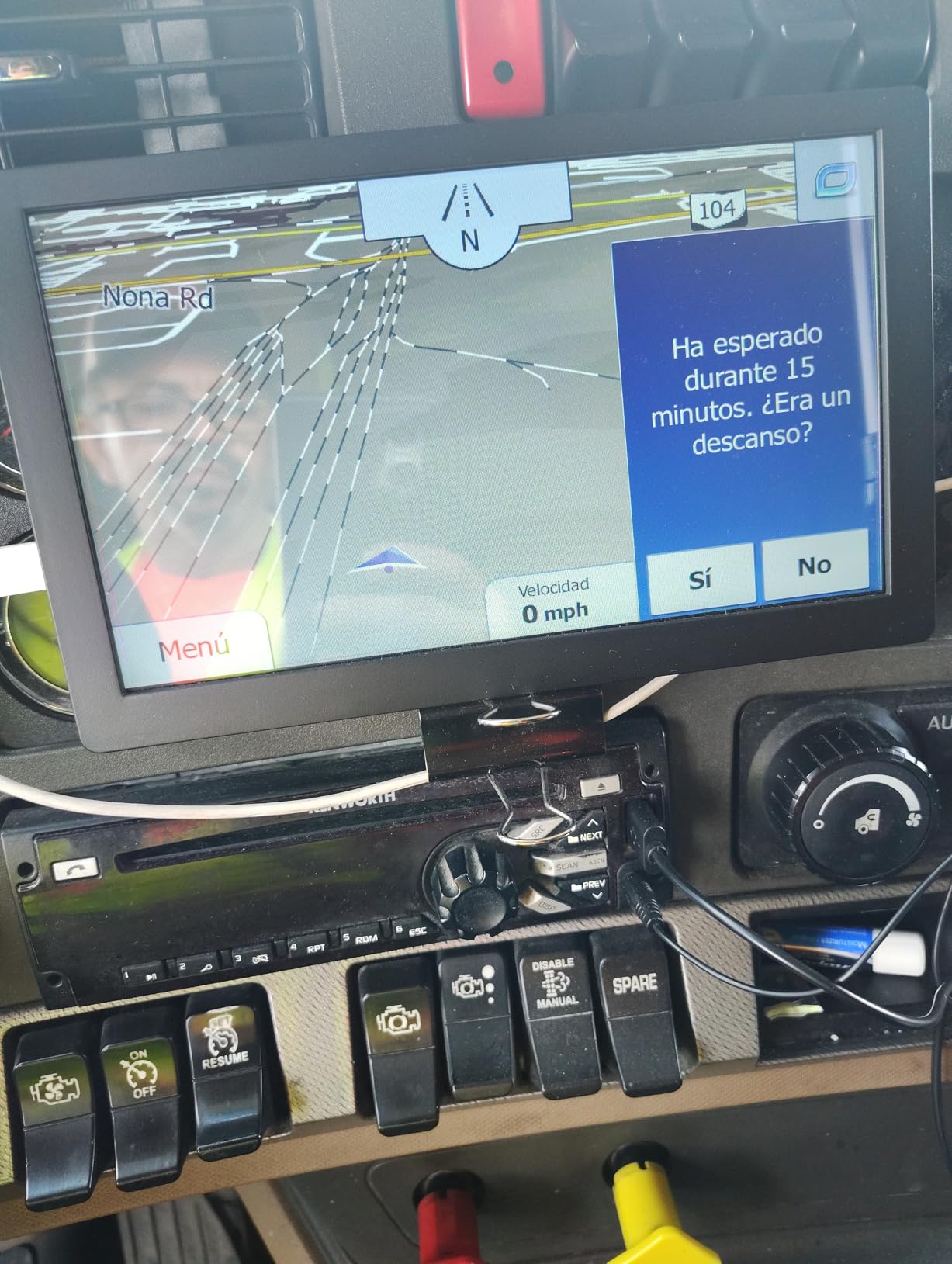 Truck GPS Commercial Drivers 2026, Semi Truck GPS Navigation, 9 inch Trucker Navigation System for Car with Lifetime Map Updates, Custom Routing, Speed Limit Warnings customer photo 1