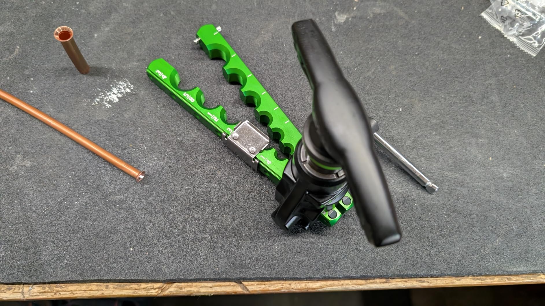 Bonvoisin Flaring Tool 1/4in-3/4in HVAC Single Flare Tool 45° Eccentric Tube Flaring Tool with Clutch Limit Piece for Copper Aluminum Tubing (one piece) customer photo 1