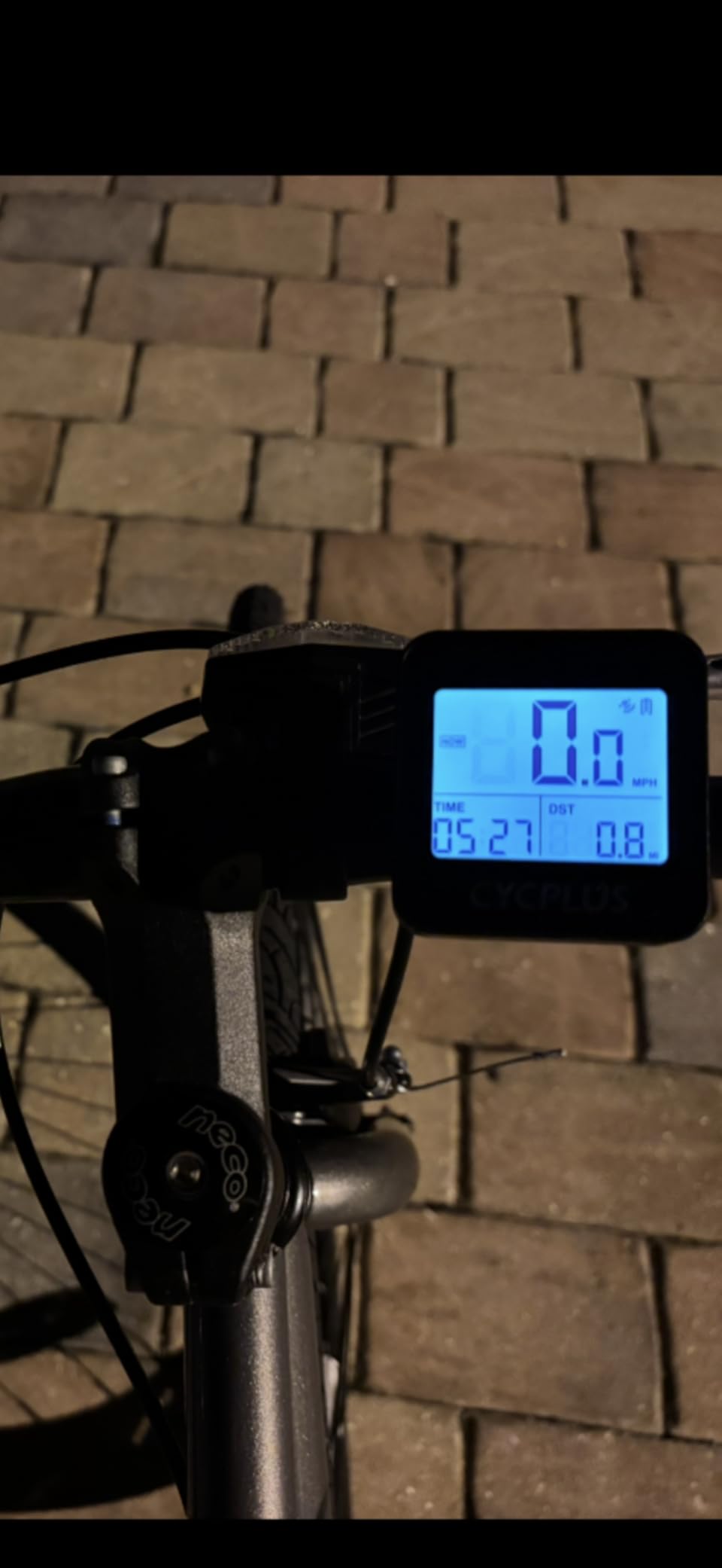 CYCPLUS GPS Bike Computer, Wireless Cycling Computer with Automatic Backlight, Bicycle Speedometer Odometer with Waterproof and Large Battery, Provide Professional Data Analysis customer photo 1