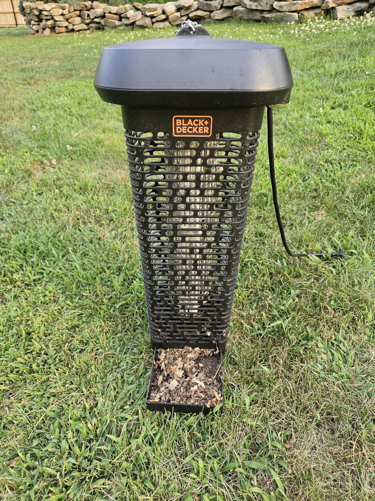 BLACK+DECKER Bug Zapper & Fly Trap - Mosquito Repellent - Gnat Killer Indoor & Outdoor Electric UV Bug Catcher for Insects - 2 Acre Coverage for Home, Deck, Garden, Patio Commercial Strength customer photo 2