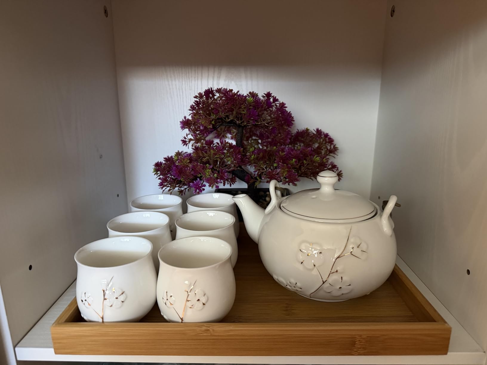 Dujust Japanese White Porcelain Tea Set - Teapot, 6 Tea Cups, Tray & Stainless Infuser - Plum in Golden customer photo 1