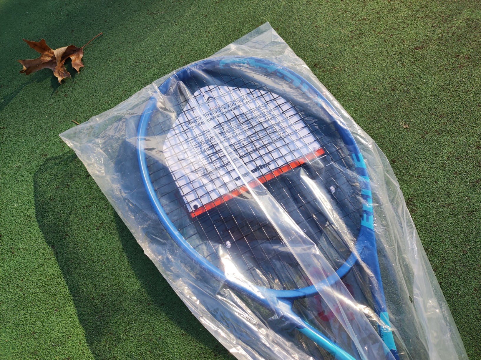 HEAD Metallix Attitude Elite Blue Tennis Racket - Pre-Strung Adult Tennis Racquet Lightweight - Midplus Headsize customer photo 2