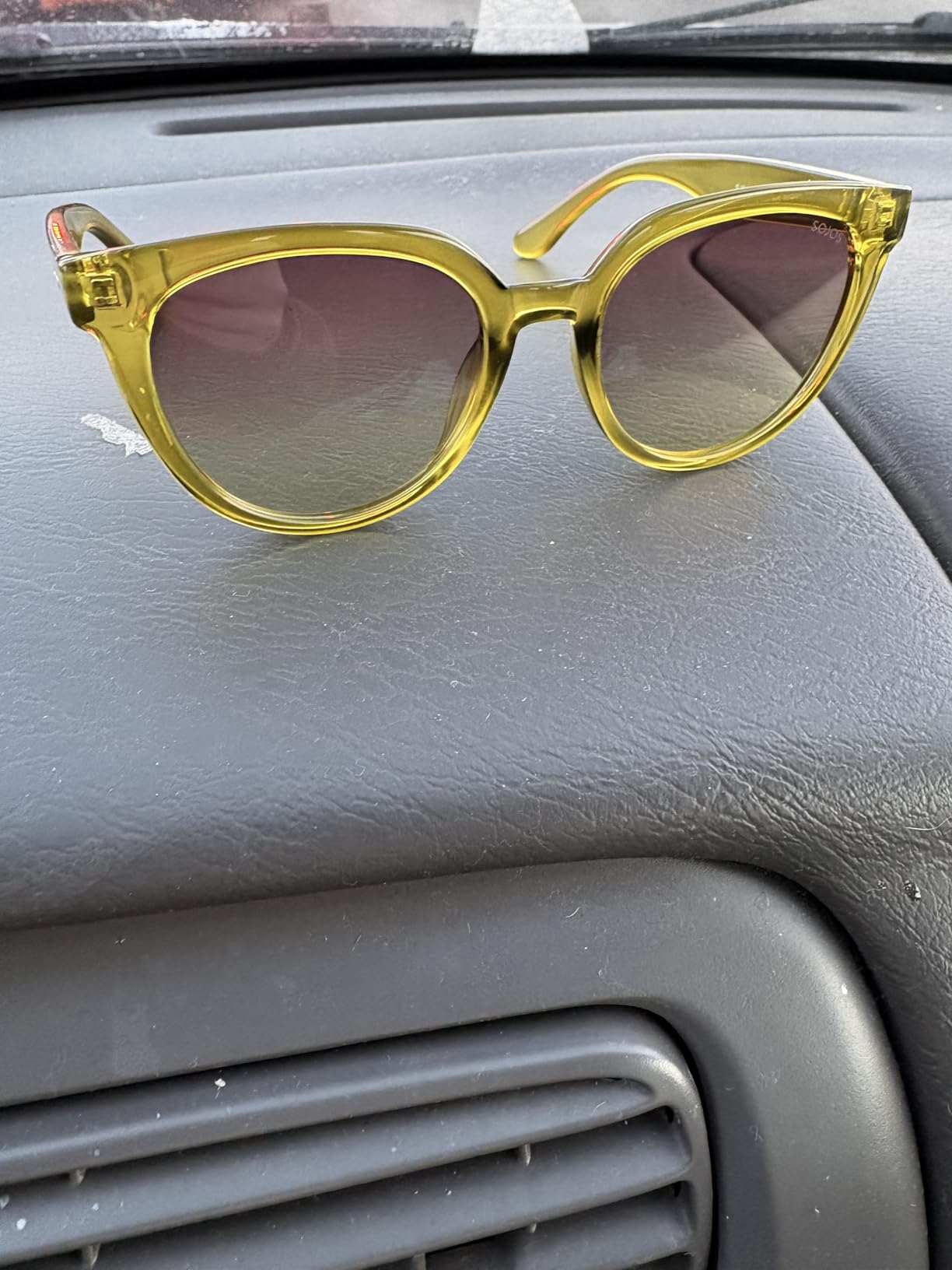 Trendy Cat Eye Round Polarized Sunglasses for Women Fashion UV Protection Sunnies Sunglasses SJ2175 customer photo 2