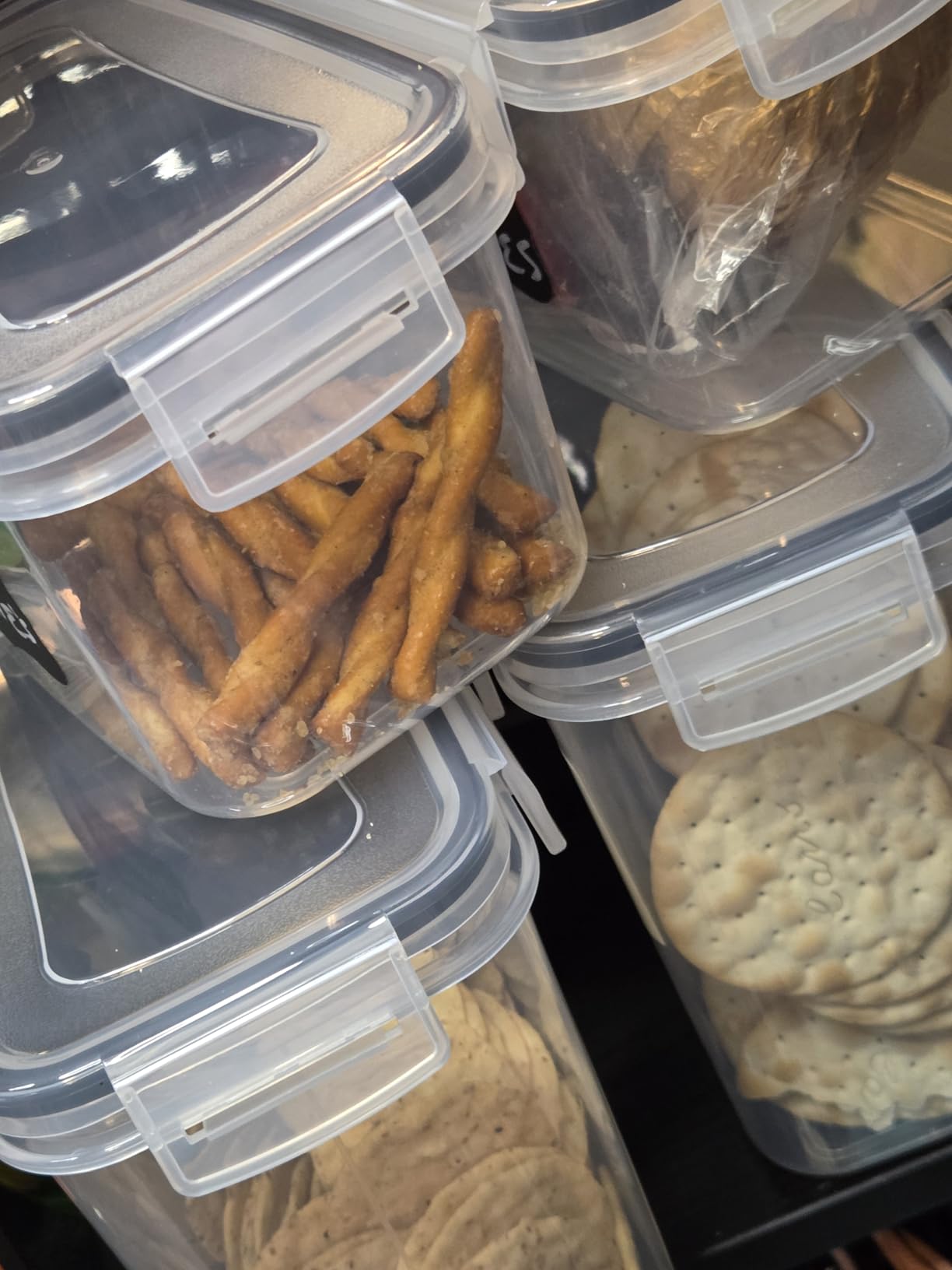 Airtight Food Storage Containers with Lids, Vtopmart 24 pcs Plastic Pantry Organization Canisters for Cereal, Dry Food, Flour and Sugar, BPA Free, Includes 24 Labels, Black customer photo 2
