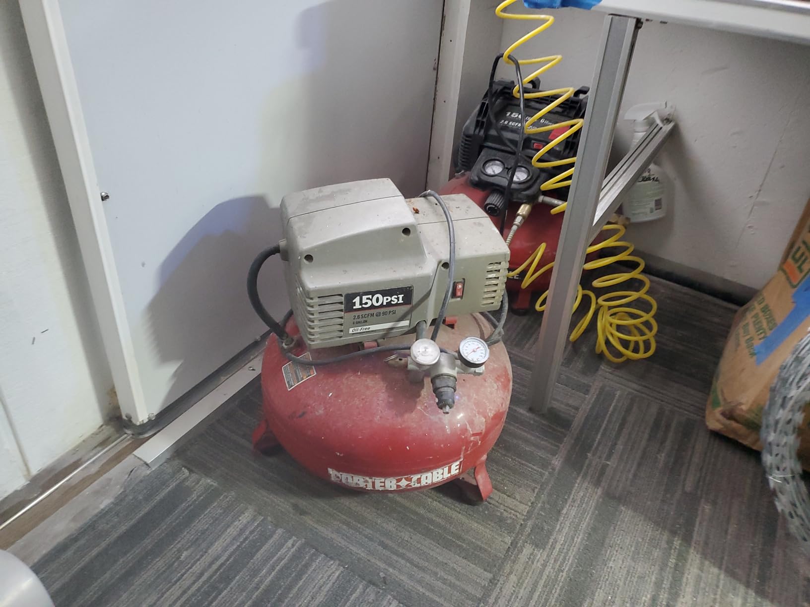 PORTER-CABLE Portable Pancake Air Compressor PXCM2002.COM | 6 Gallon, 150 Max PSI customer photo 1