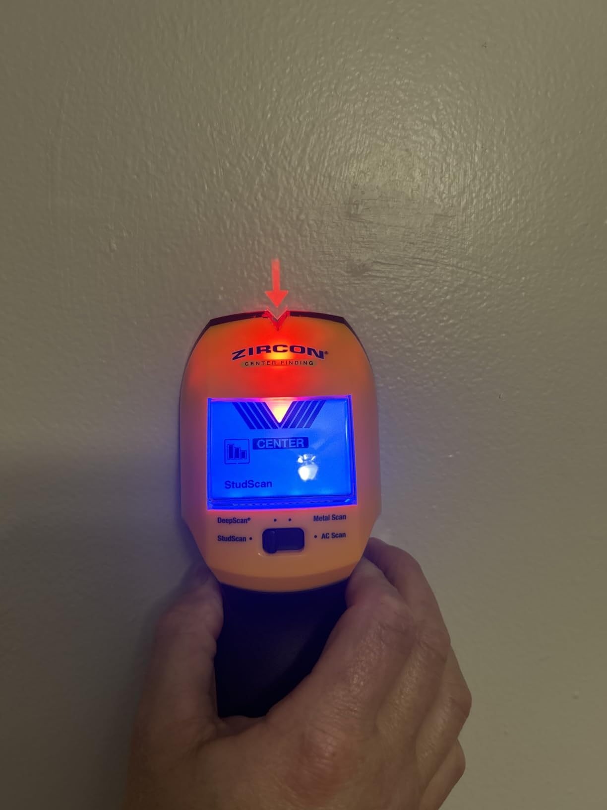 Zircon MultiScanner A250 Stud Finder Wall Scanner, All-in-One Wood and Metal Stud Detector with Live AC Wire Detection, 4 Scan Modes, LCD Display, SpotLite Pointer and ACT Technology customer photo 1