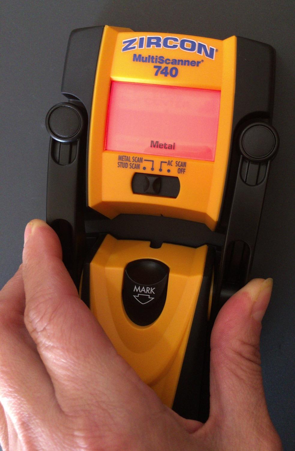 Zircon x85 Center Finding Stud Finder with AC Live Wire Detection and Thermal Wall Scanner for Detecting Water-Filled PEX Tubing up to 2 inches Deep customer photo 1