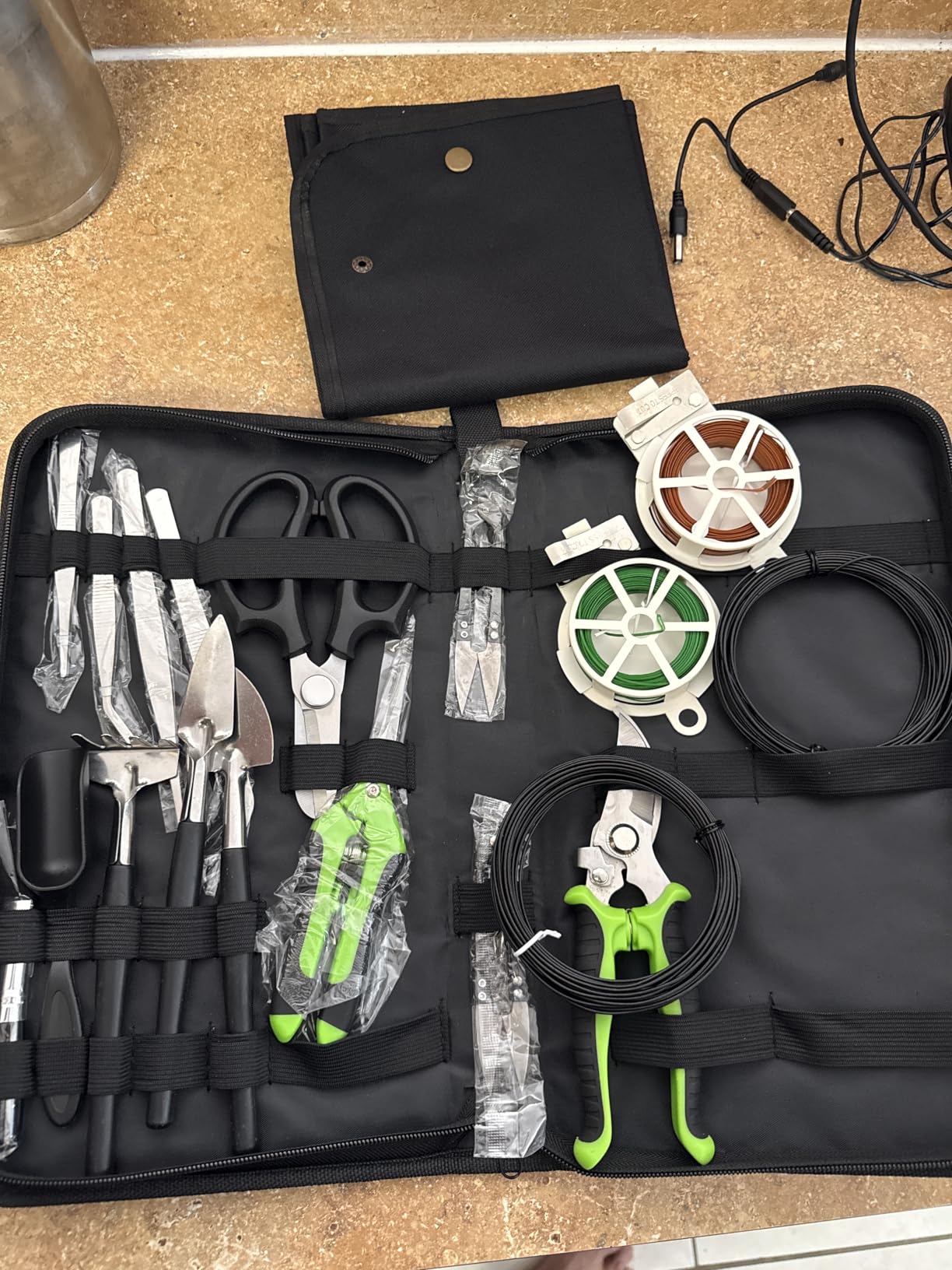 Bonsai Tools Set, 20 Pcs Gardening Succulent Tree Indoor Beginner Tool Kit, Include 262 Feet Bonsai Wire, 29.5