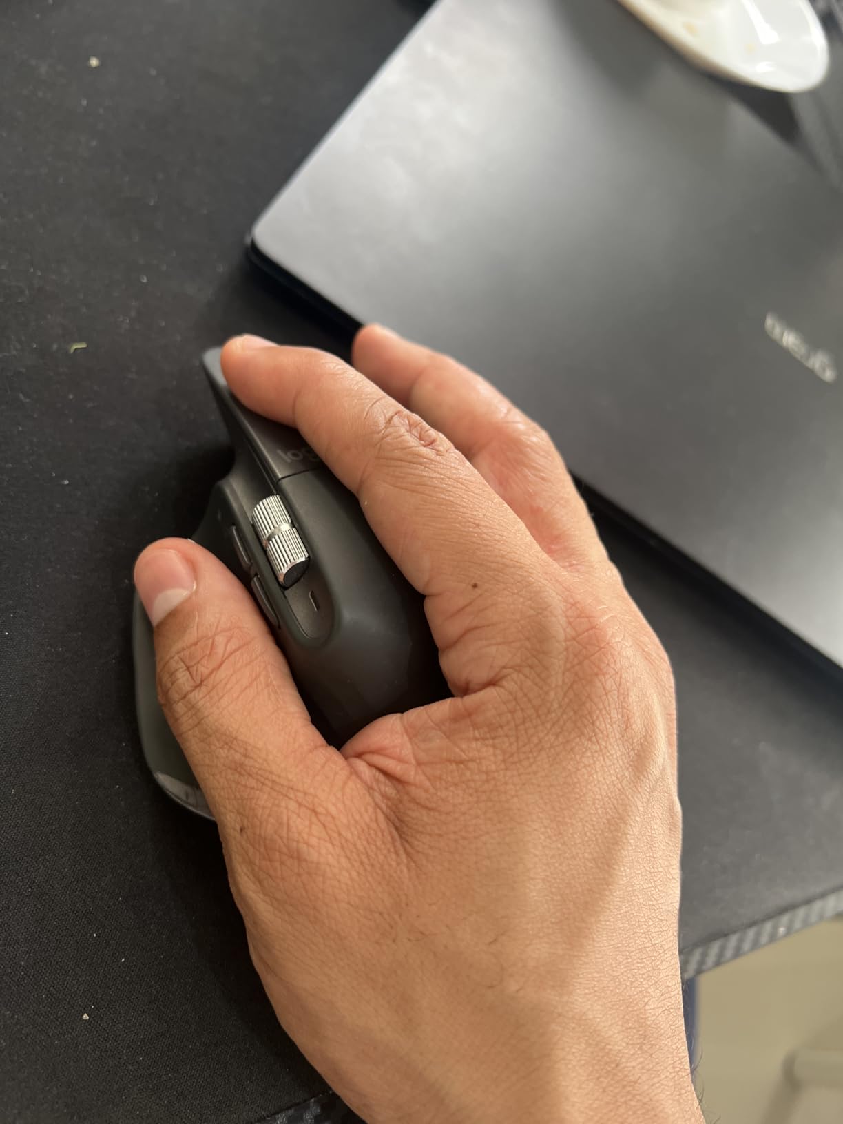 Logitech MX Master 3S Wireless Mouse Standard Edition with Logi Bolt USB Receiver, Ultra-Fast Scrolling, Ergo, 8K DPI, Track on Glass, Quiet Clicks, USB-C, Bluetooth, Windows, Linux, Chrome - Graphite customer photo 1