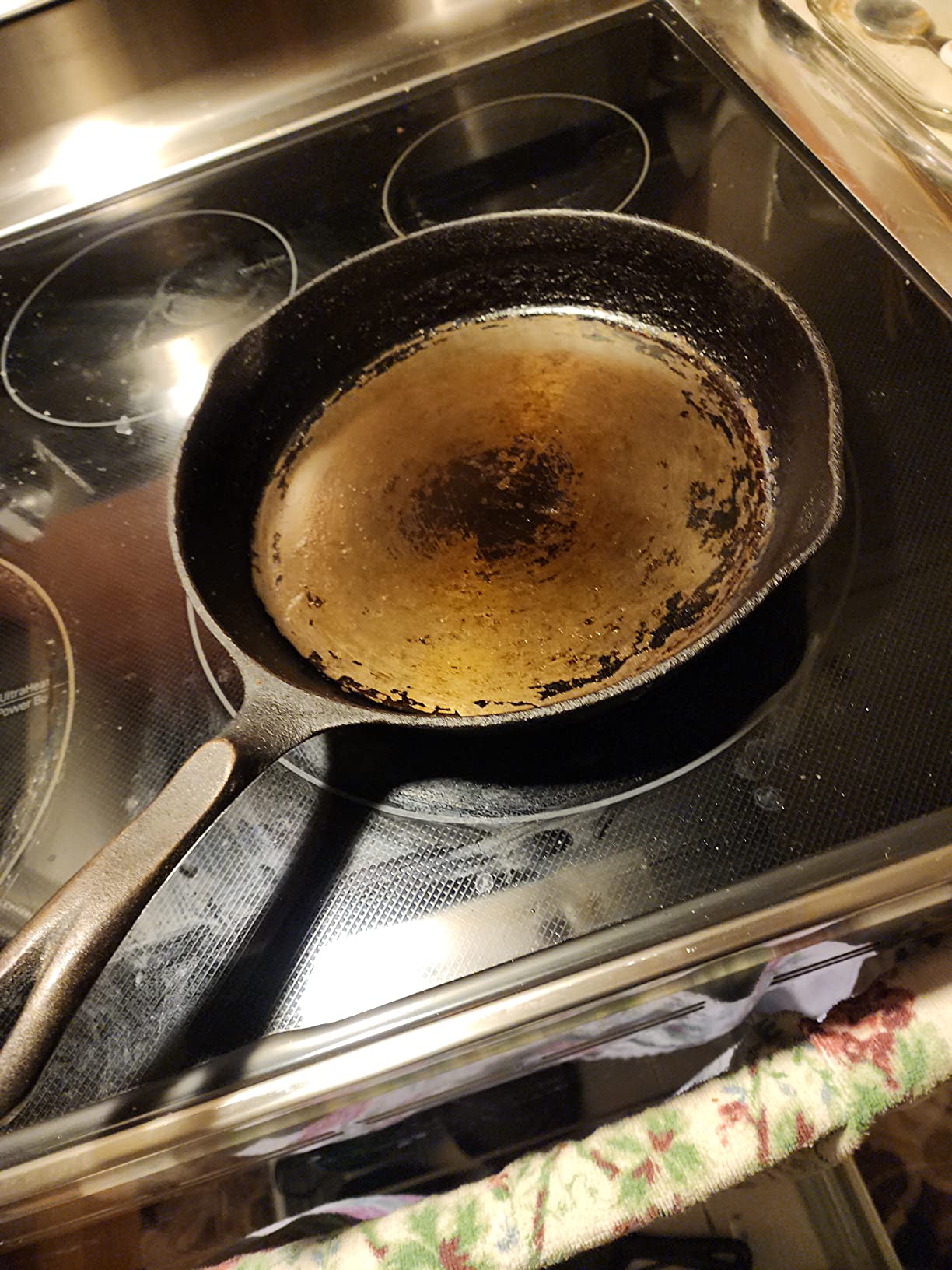 Victoria 12-Inch Cast Iron Comal Pizza Pan with a Long Handle and a Loop Handle, Preseasoned with Flaxseed Oil, Made in Colombia customer photo 1