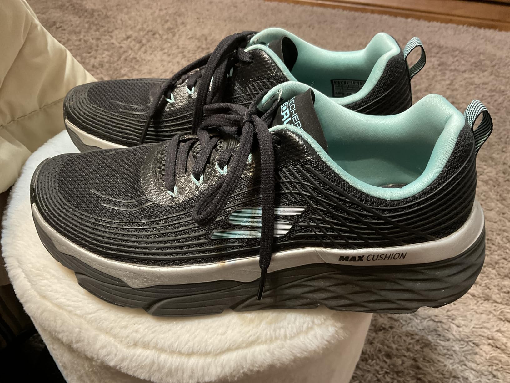 Skechers Women's Max Cushioning Elite Shoes customer photo 2