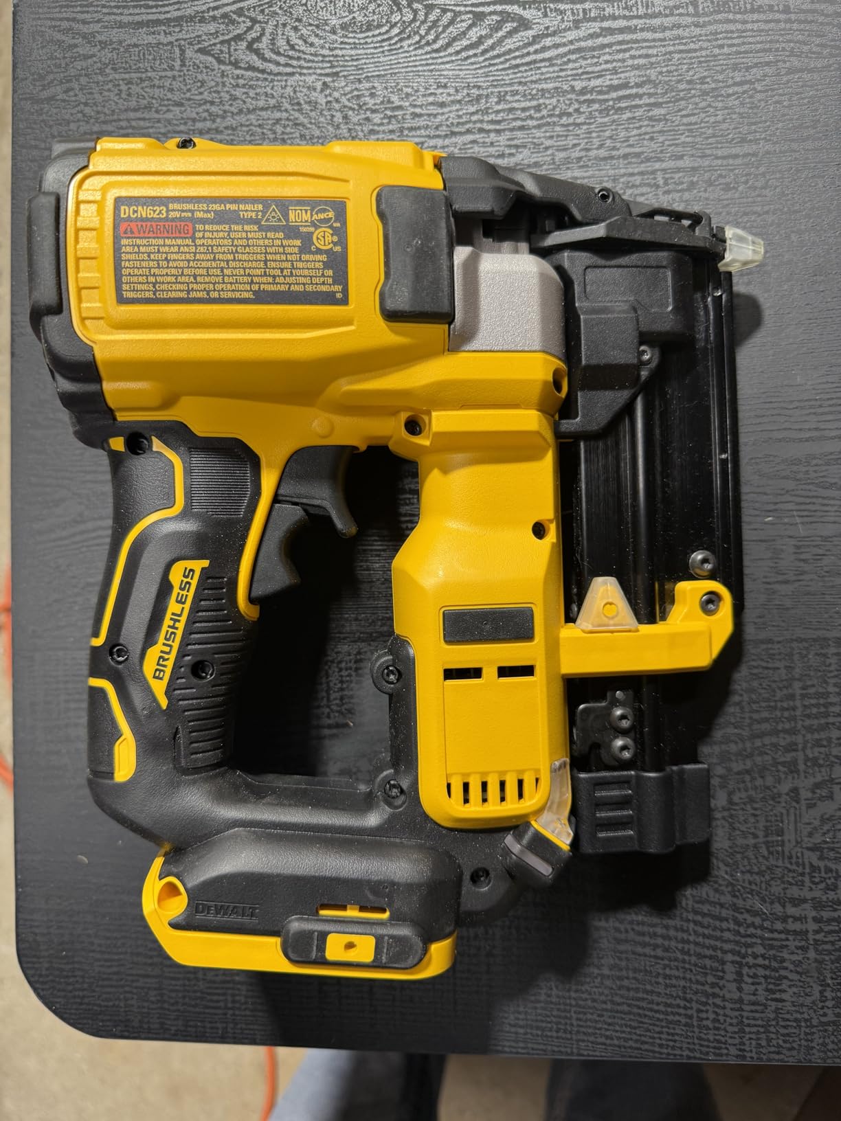PIN NAILER CMPCT 20V 23G customer photo 2