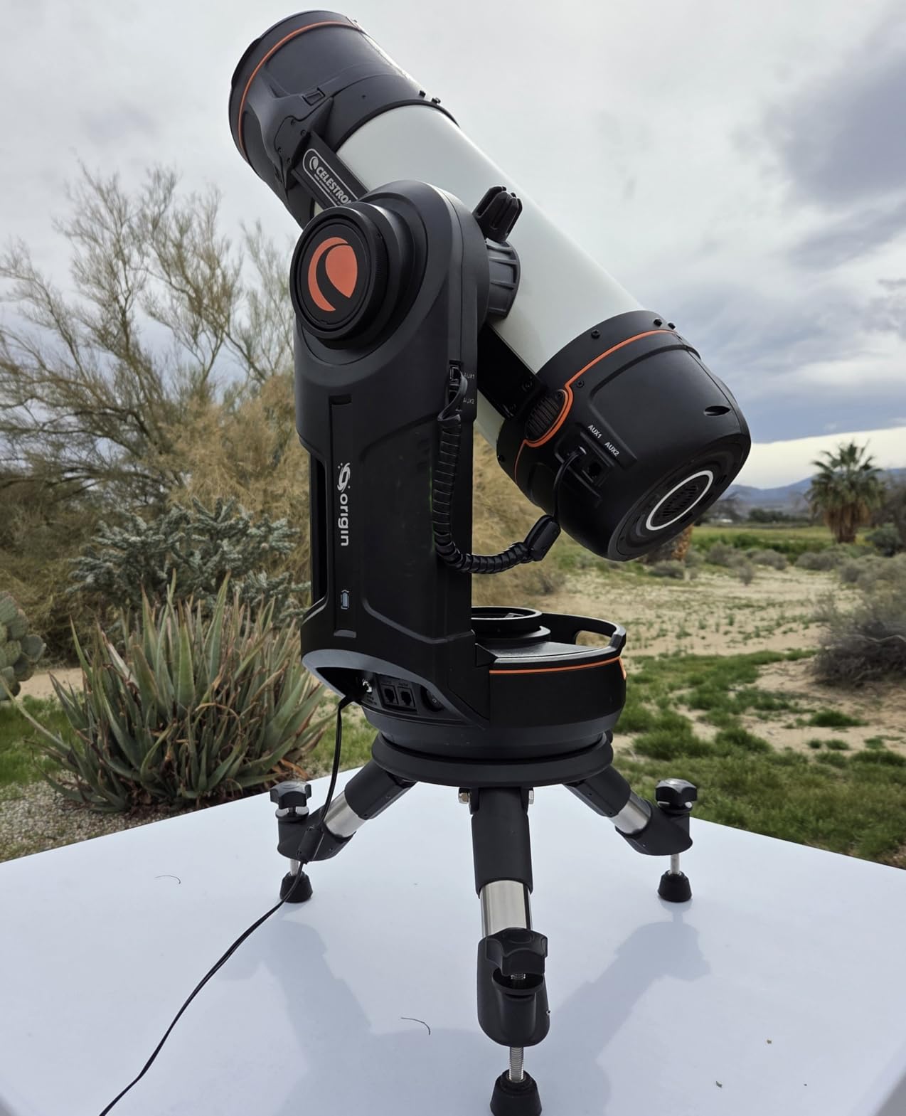 Celestron 93481 Tabletop Tripod for Astronomy Telescopes, Compatible with NexStar SE and NexStar Evolution Telescopes, Sturdy Mini Tripod customer photo 2
