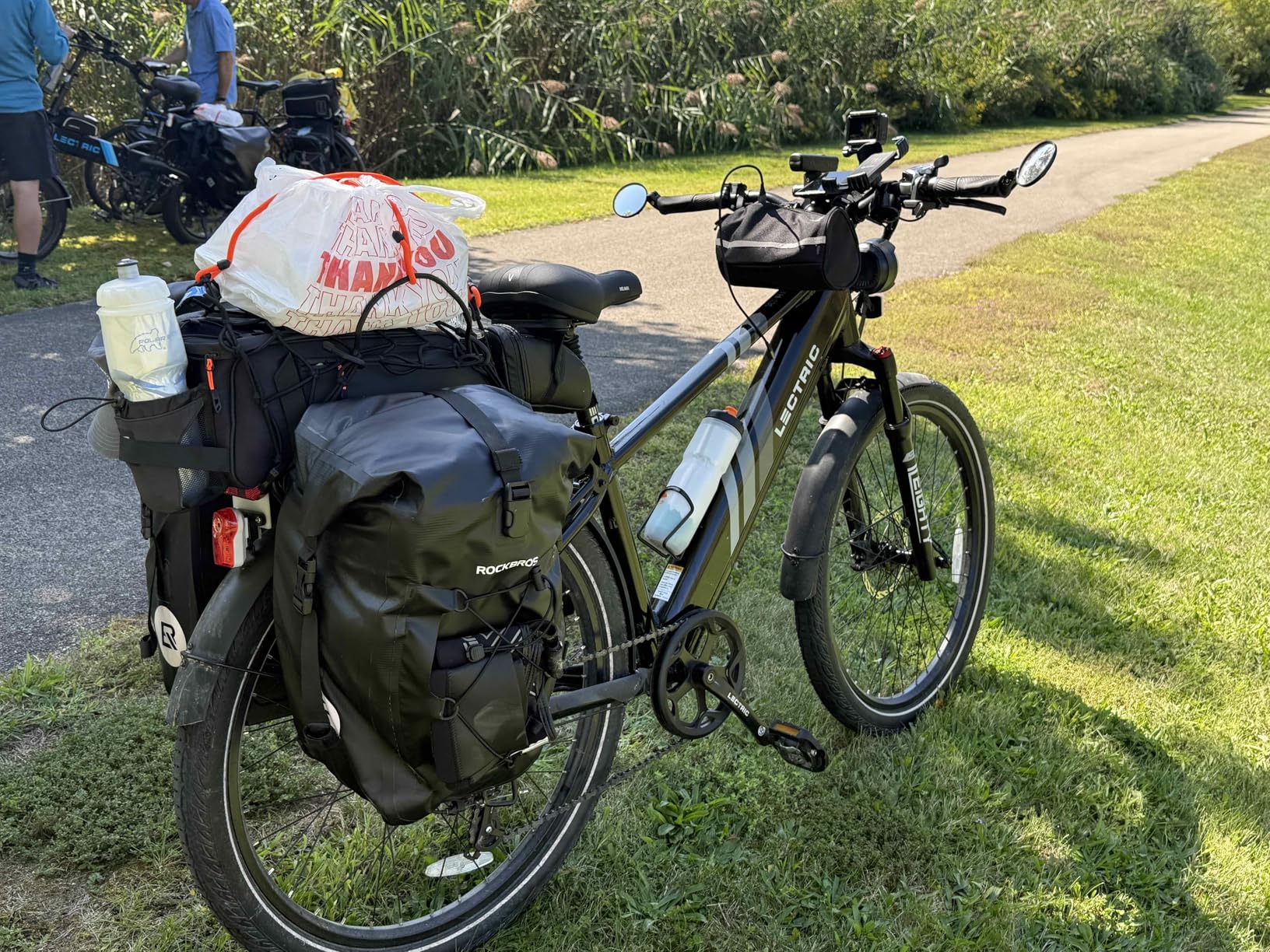 ROCKBROS Bike Panniers Waterproof Bike Rear Rack Bag Max 30L Large Capacity Bike Rear Panniers for Cycling Traveling Commuting 2 Pack customer photo 1
