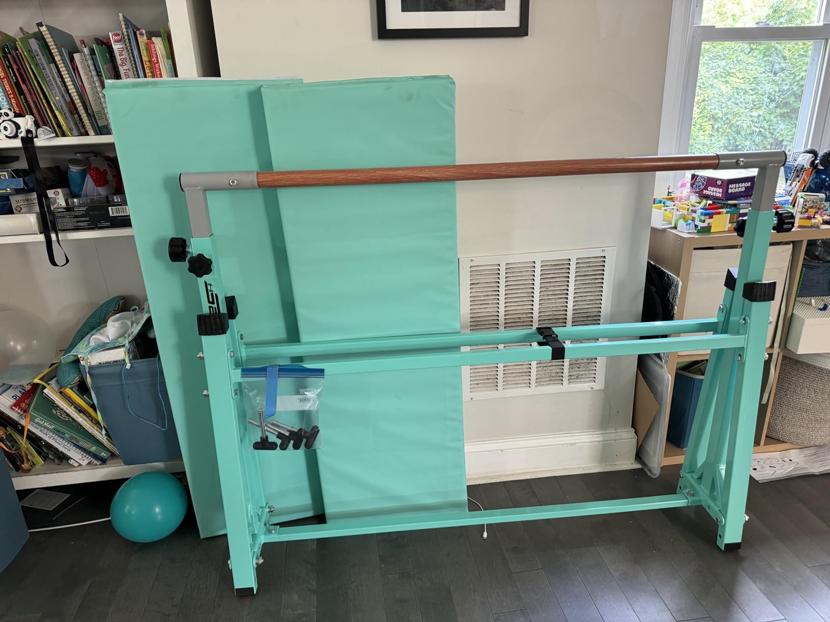Seliyoo Foldable Gymnastics Bar for Kids, 35