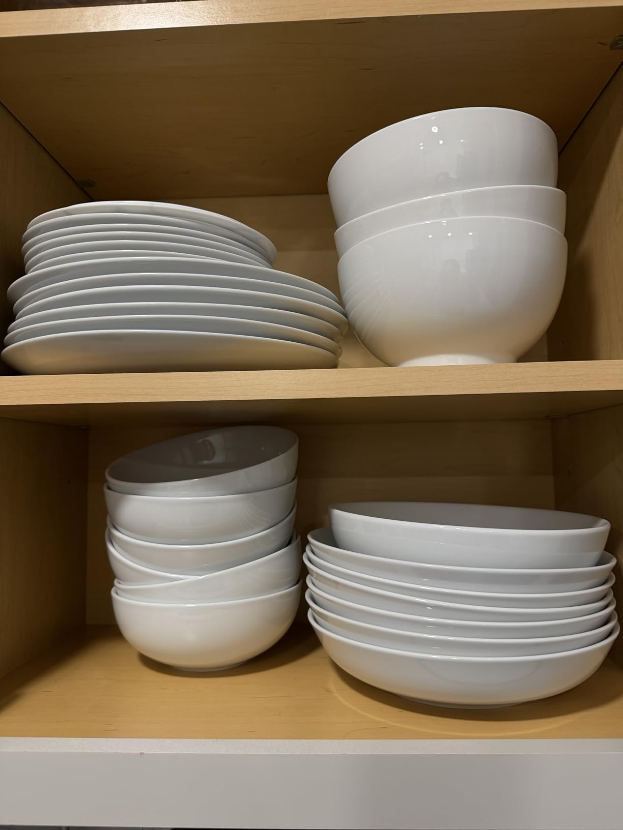 MALACASA 24-Piece Gourmet Porcelain Dinnerware Sets, Modern White Round Dish Set for 6, Series AMELIA customer photo 2