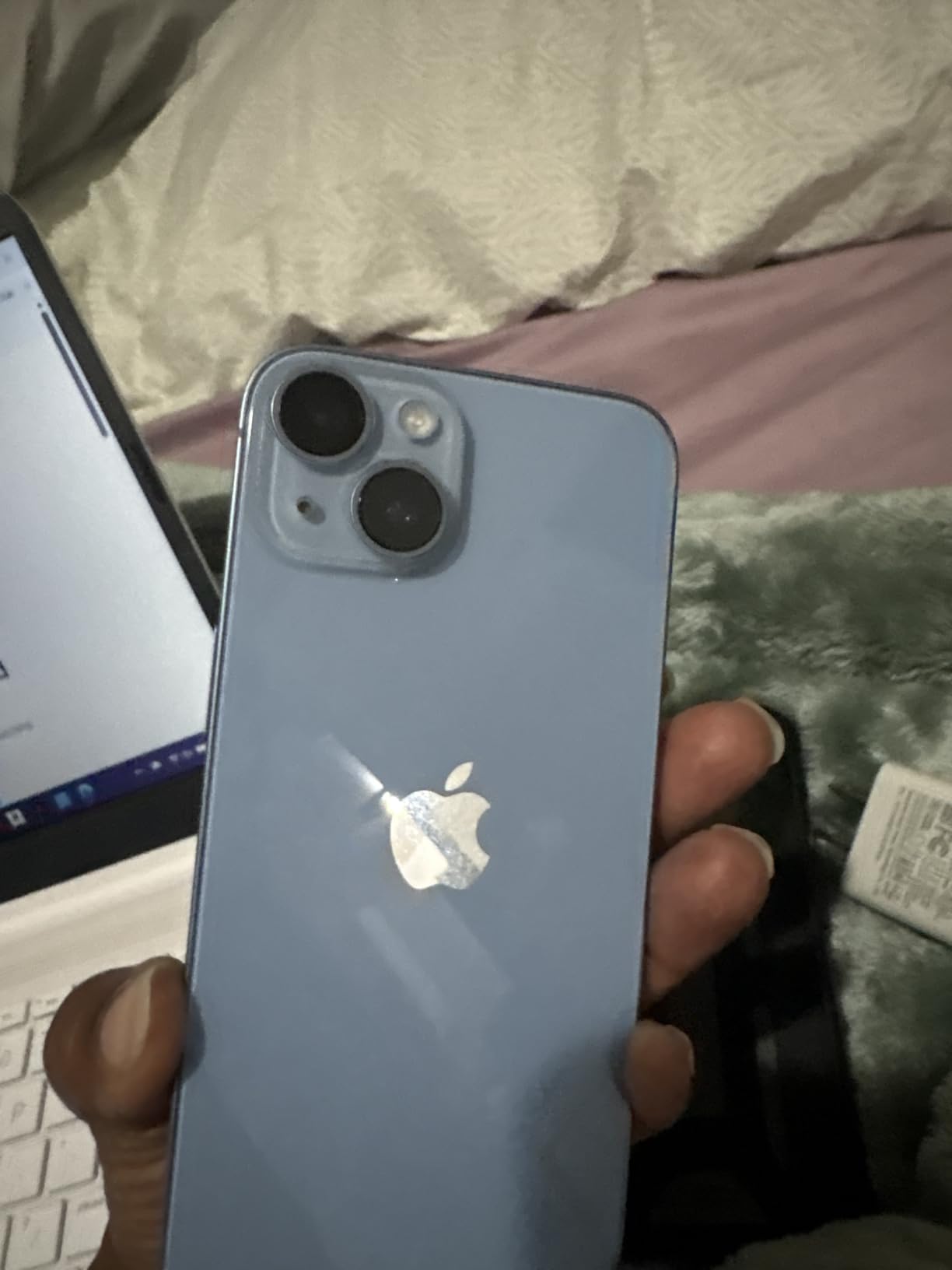 Apple iPhone 14, 128GB, Purple - Unlocked (Renewed) customer photo 2