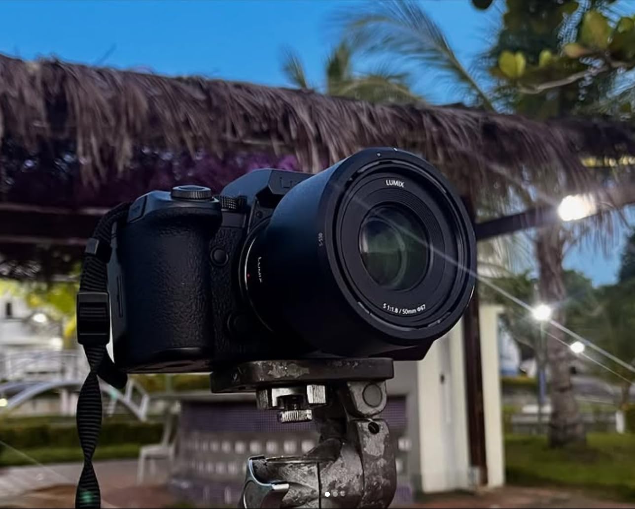 LUMIX S5IIX Mirrorless Camera, 24.2MP Full Frame with Phase Hybrid AF, New Active I.S. Technology, 5.8K Pro-Res, RAW Over HDMI, IP Streaming - DC-S5M2XBODY Black customer photo 1
