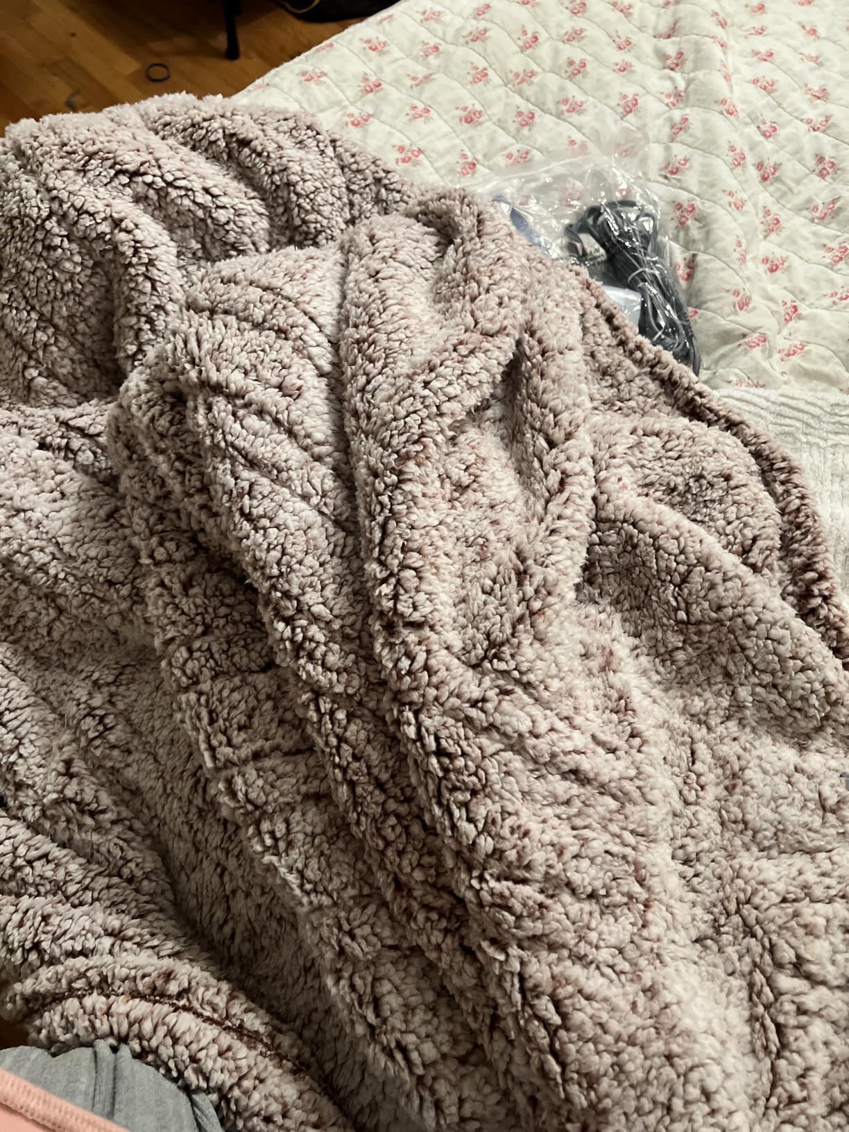 Sealy Electric Blanket King Size, Dual Control Soft Sherpa Heated Blanket with 10 Heating Levels & 1 to 12 Hours Auto-Off Settings Over-Heated Protection 90