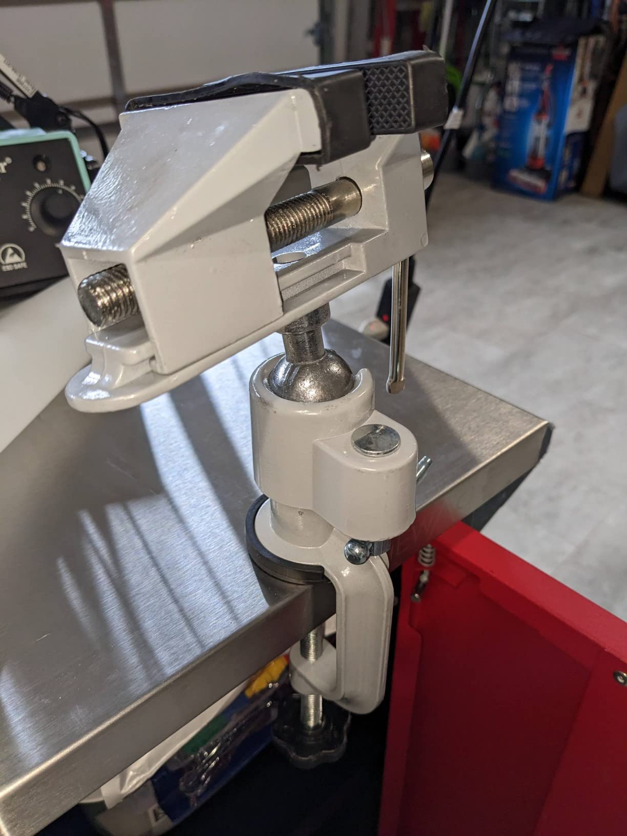Table Vise,2 in 1 Universal Rotate 360° Work Clamp-On Vise,Table Vice with Electric Drill/Grinder Holder for Woodworking, Drilling, Sawing, Jewelry Making,Metal Working and DIY (3'') customer photo 2