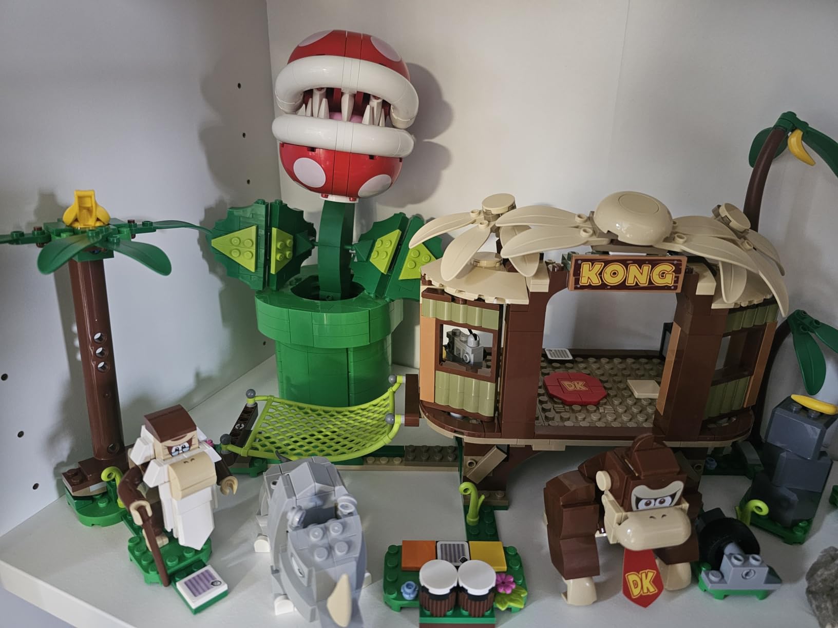 LEGO Super Mario Piranha Plant Building Sets for Adults - Mario Collectible for Ages 18+ - Bedroom, Home Office, or Book Shelf Decor - 71426 customer photo 2