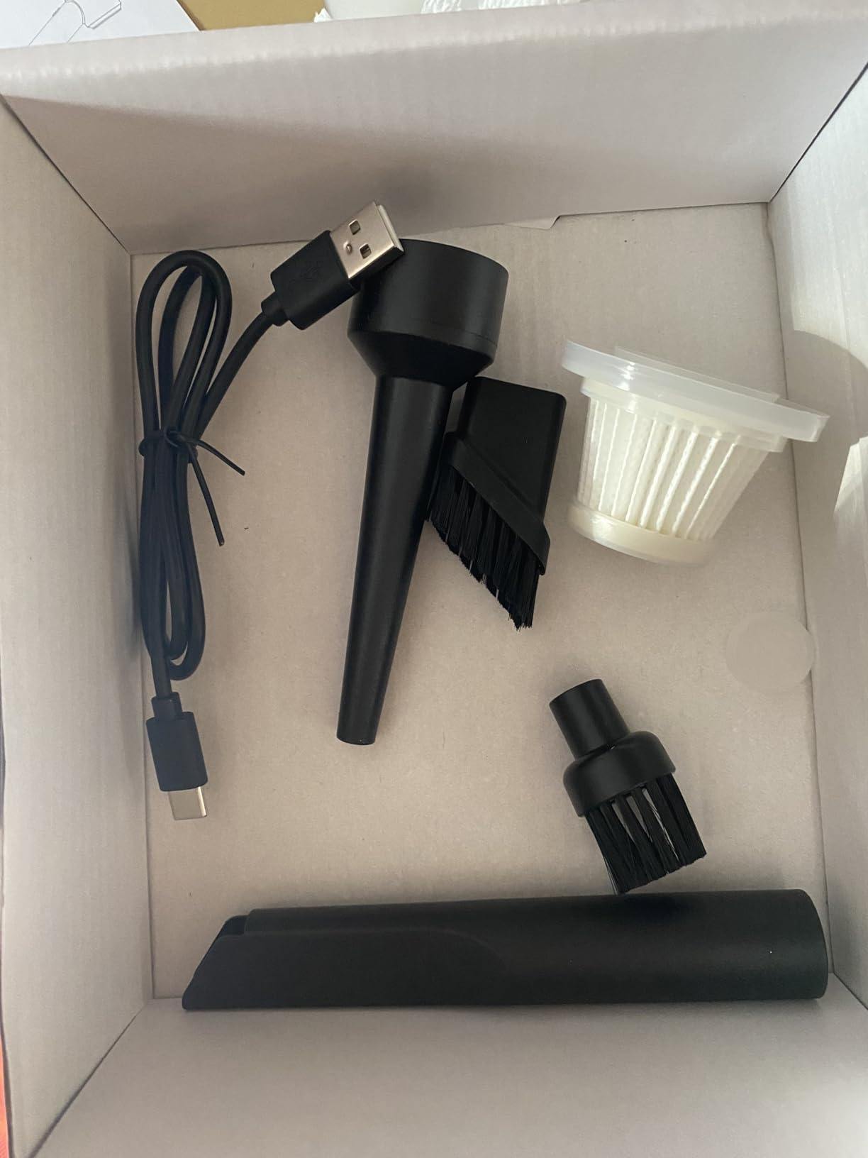 KMM Handheld Car Vacuum Cleaner, 9000Pa Vacuum Cleaner and Air Duster, 120W High Power Hand Held Vacuum with LED Light and Multi-Nozzles for Car, Home, Office, Pet customer photo 2