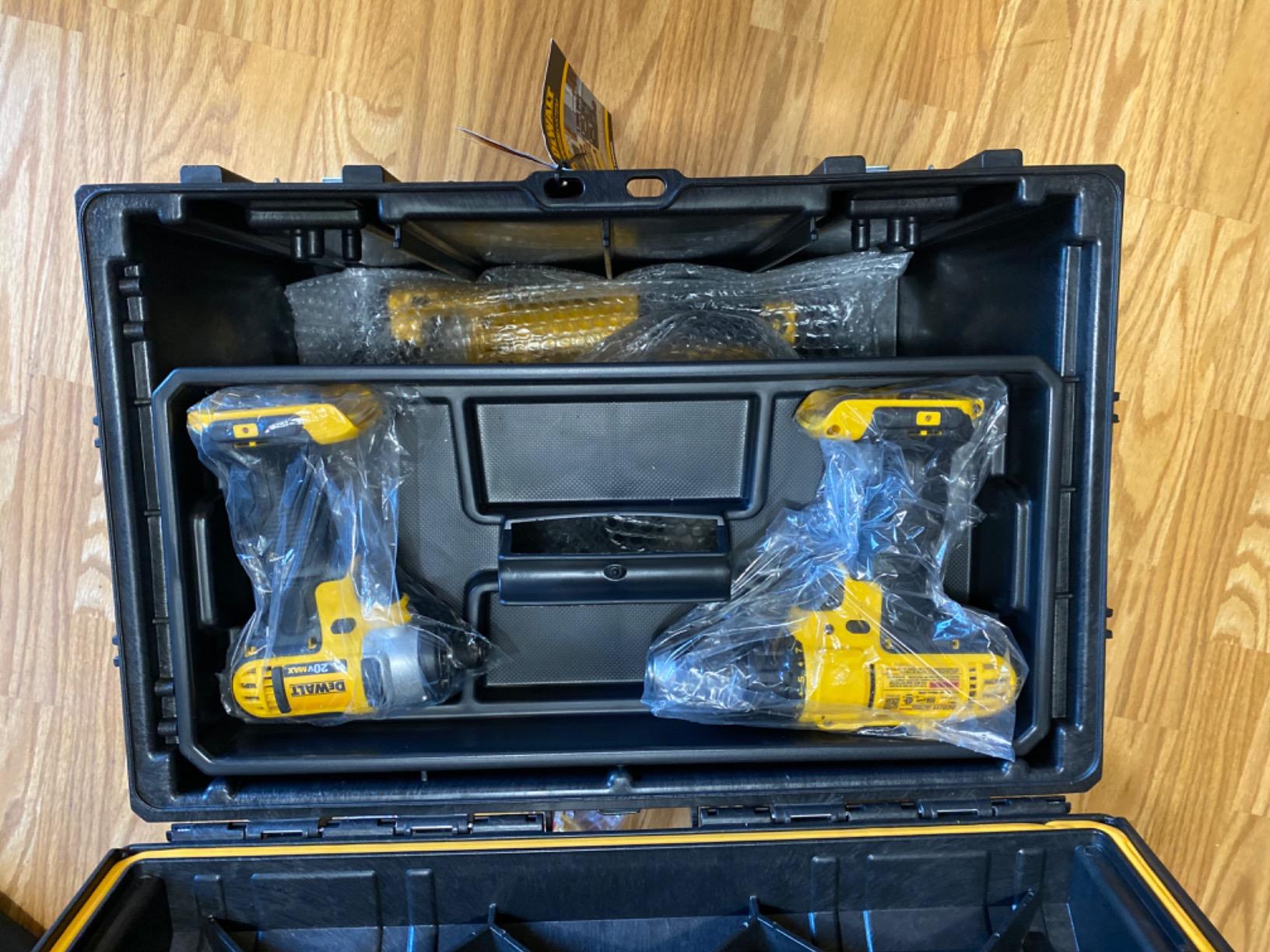 DEWALT 20V MAX Power Tool Combo Kit, 10 Tool Cordless Power Tool Set, 2 Batteries, Charger and 2 Bags Included, Brushless Combo Kit (DCK1021D2) customer photo 2