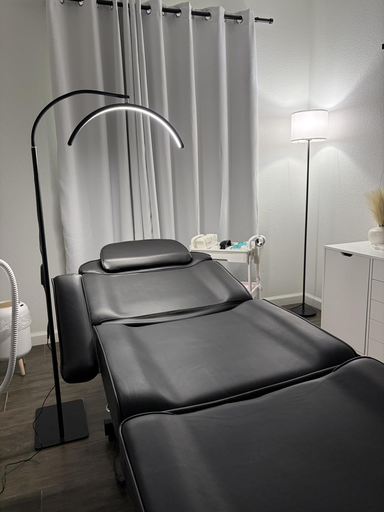 BarberPub Fully Electric Facial Bed with 3 Motor for Esthetician, Electric Tattoo Chair for Client, Facial Bed for Esthetician, Massage Adjustment 2751 customer photo 2