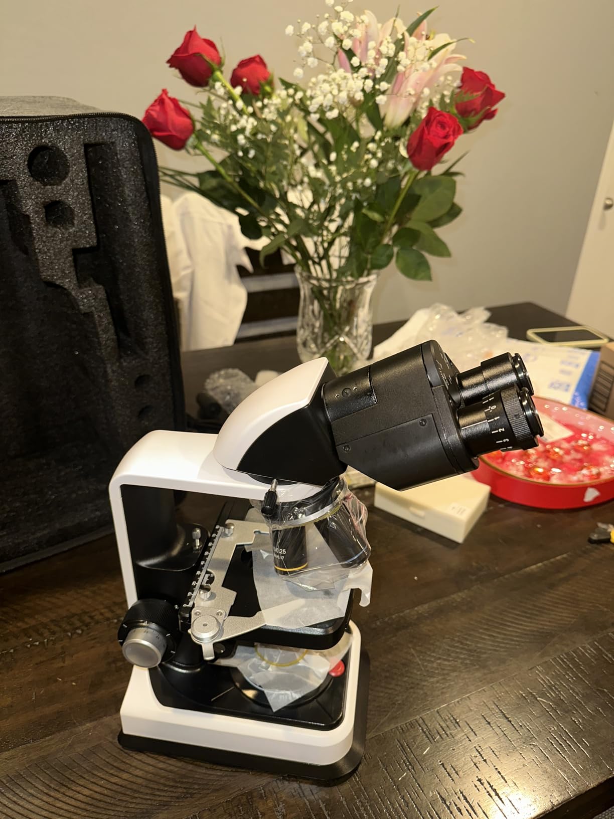 Compound Microscope, 40X-2500X, WF10x and WF25x eyepieces, Dual LED Lighting and Two-Layer Mechanical Stage, Microscope for Adults customer photo 1