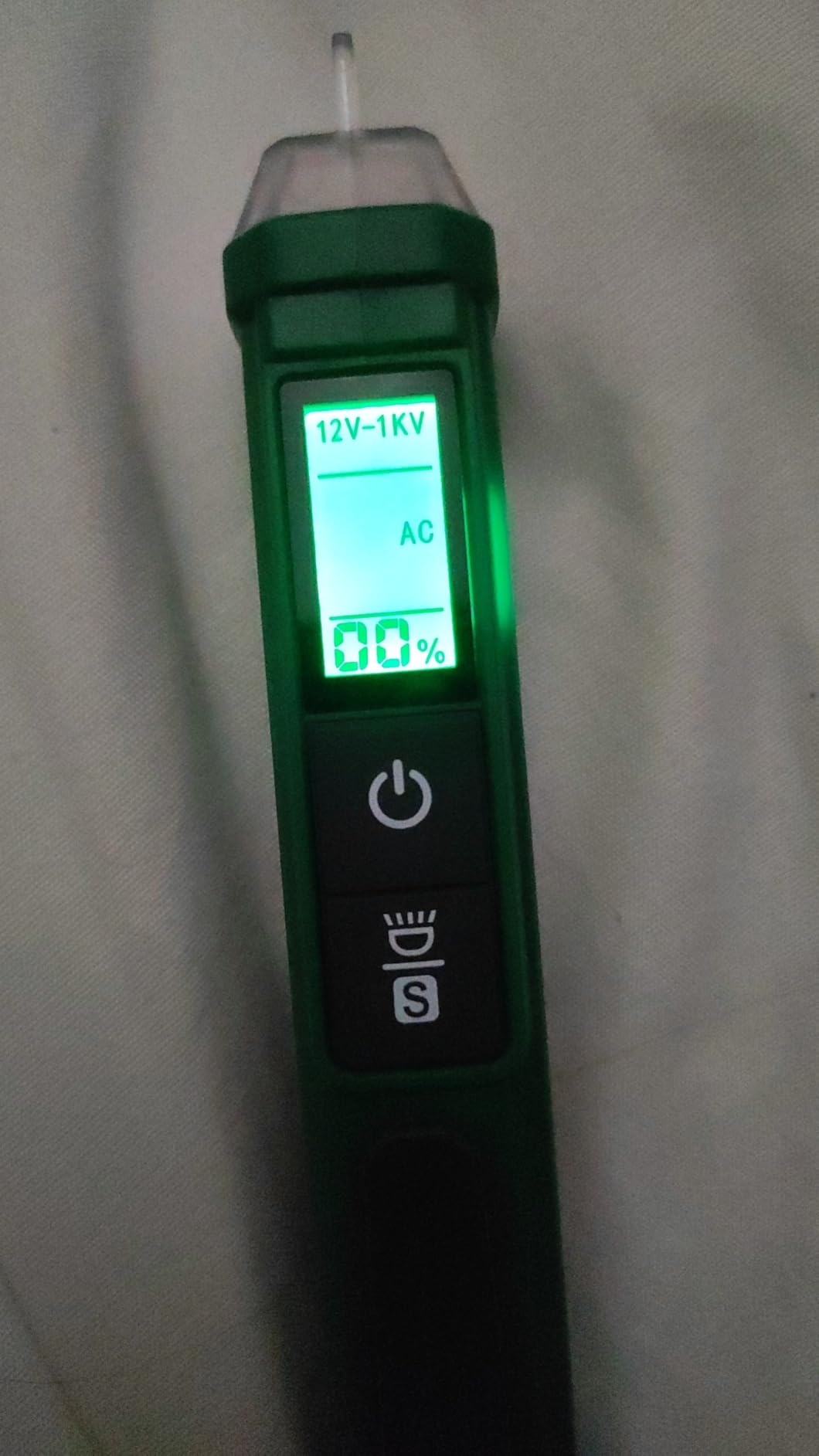 TESMEN Voltage Tester, TN-213 Non-Contact Voltage Detector, Electrical Tester, AC 12V-/70V-1000V, Dual-Range, LCD Display in Percentage, Buzzer Alarm, Live Wire Test, Wire Breakpoint Finder - Green customer photo 2