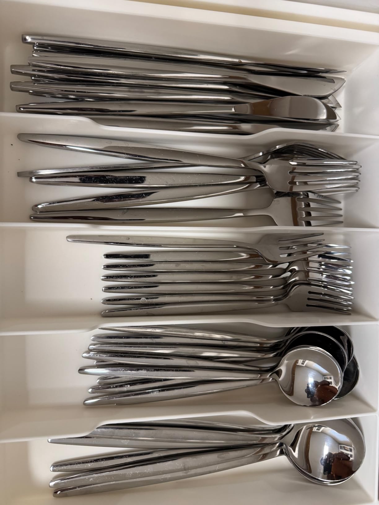 CEKEE Gold Silverware Set, 40 Piece Gold Utensils Set Service for 8, Stainless Steel Flatware Set Include Knives Spoons and Forks Cutlery Set for Kitchen Home Restaurant Wedding, Satin Finish customer photo 1